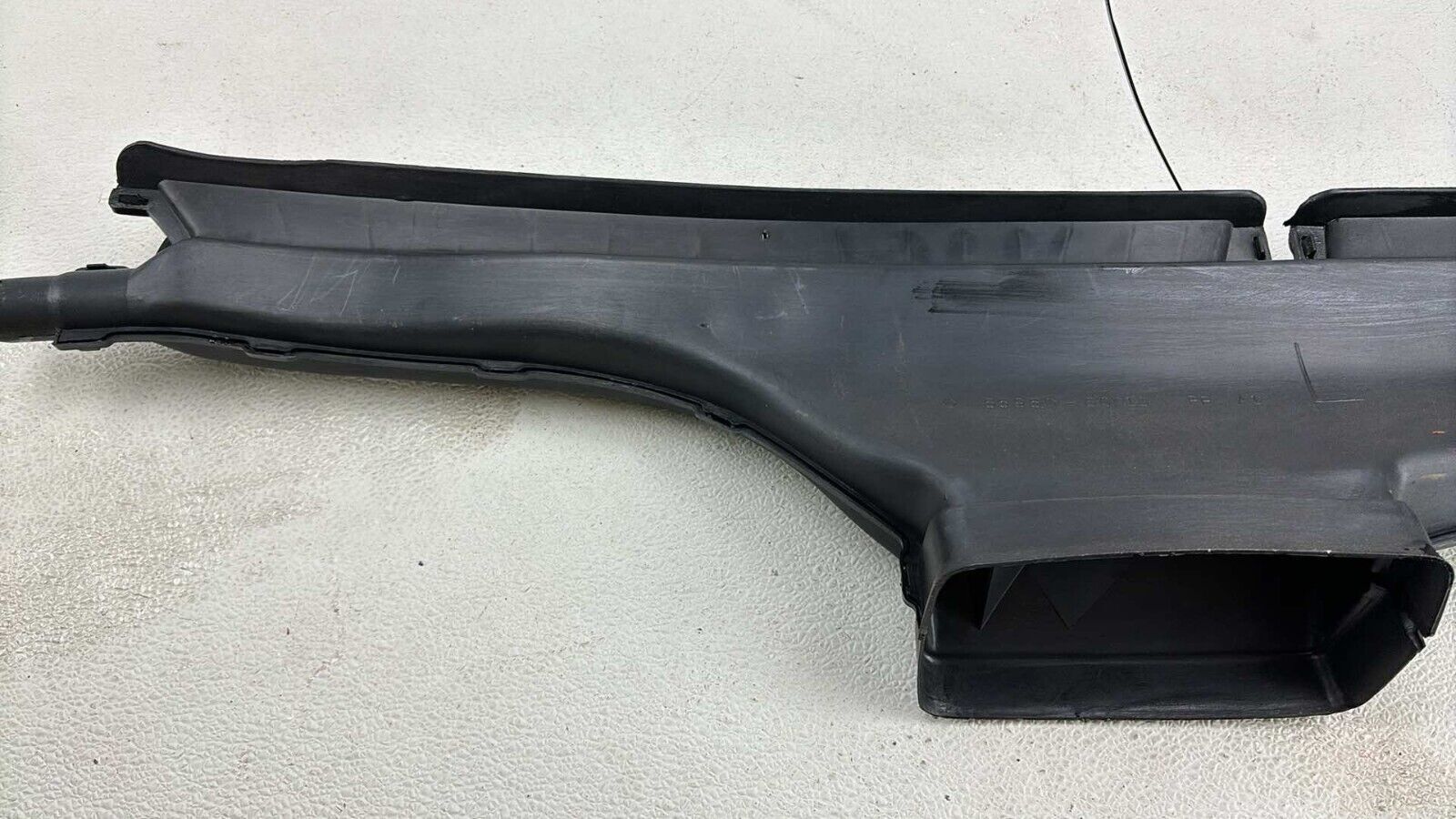 1991-1996 Toyota Land Cruiser Front Left Defroster Nozzle Assy 55950-60010 Oem