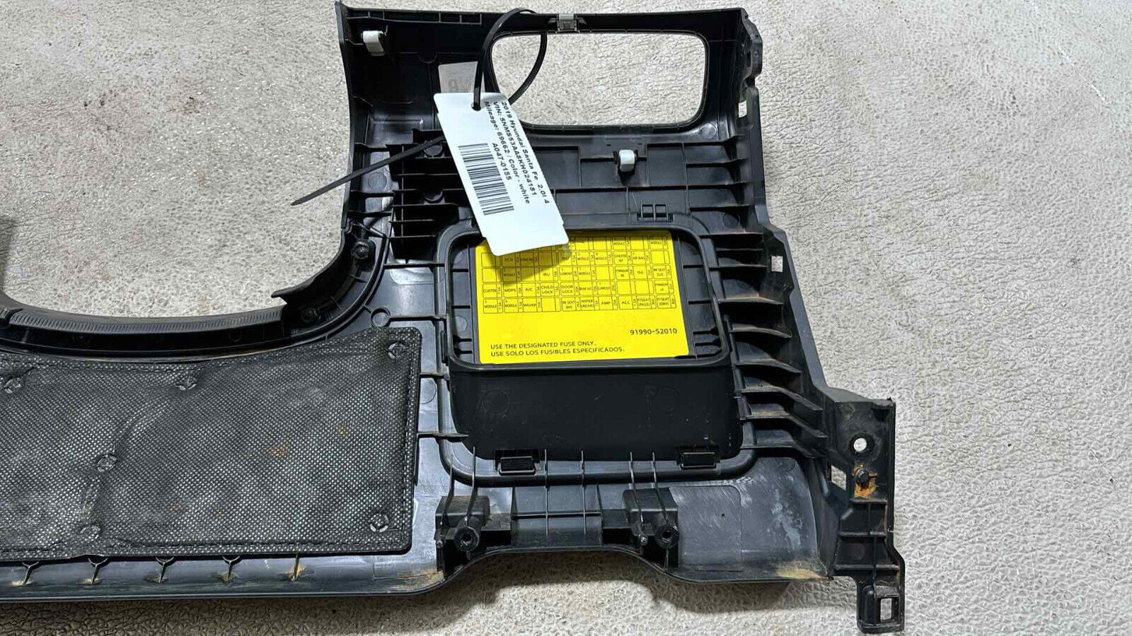 19-20 Hyundai Santa Fe Front Left Under Dash Lower Knee Panel Cover Trim Oem