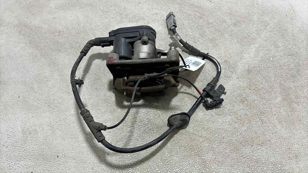 19-20 Hyundai Santa Fe Fwd Rear Right Side Brake Caliper W/ Abs Speed Sensor