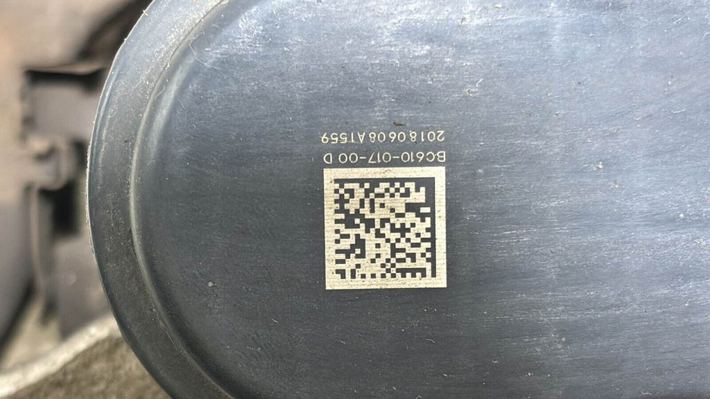 19-20 Hyundai Santa Fe Fwd Rear Right Side Brake Caliper W/ Abs Speed Sensor