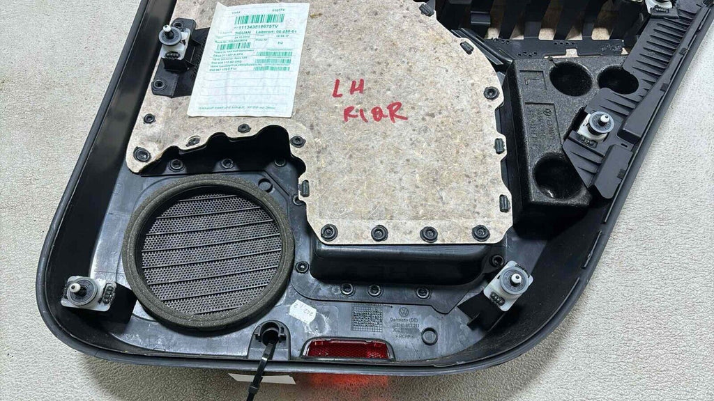 09-17 Volkswagen Tiguan Rear Left Driver Side Door Trim Panel Black 5N0-867-211