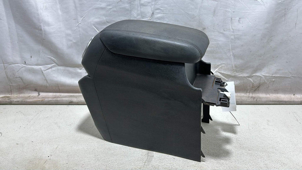 19-20 Hyundai Santa Fe Rear Center Console Storage Box W /Armrest Lid Cover Oem