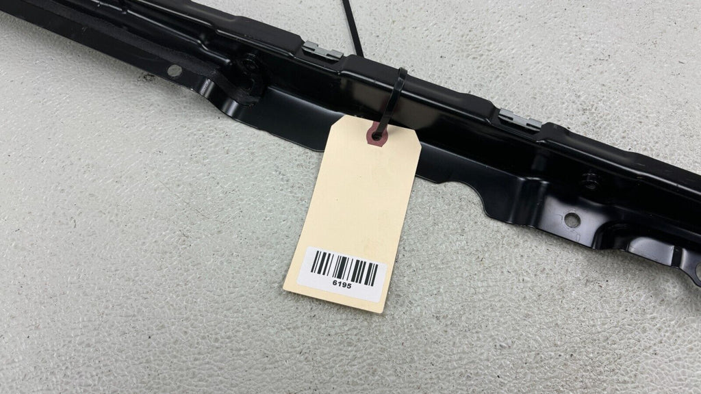 09-17 Mercedes E Class W207 Convertible Rear Right Mounting Bracket A2076301428