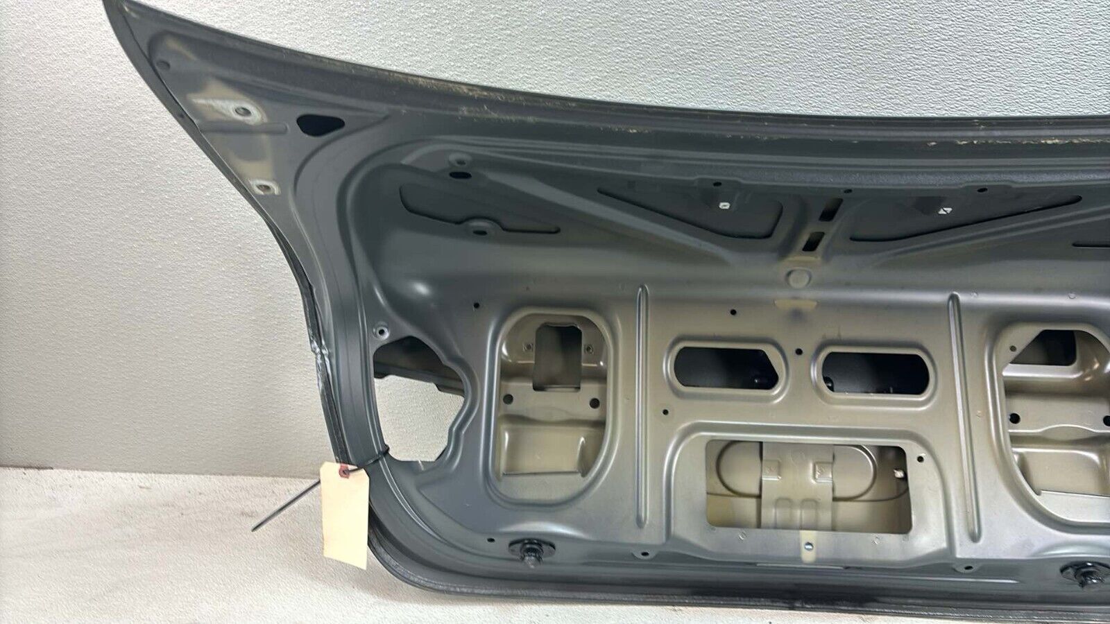 09-11 Bmw 328I 335D M3 E90 Rear Trunk Lid Tailgate Shell Cover Panel Oem