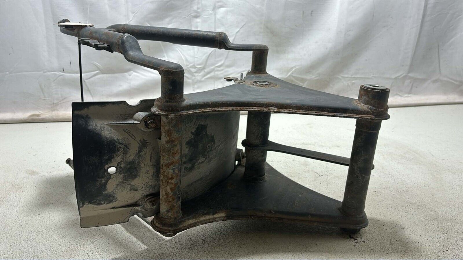 08-24 Kawasaki Vulcan 900 Vn900 Oem Rear Swingarm Suspension Arm, 33001-0226-18R