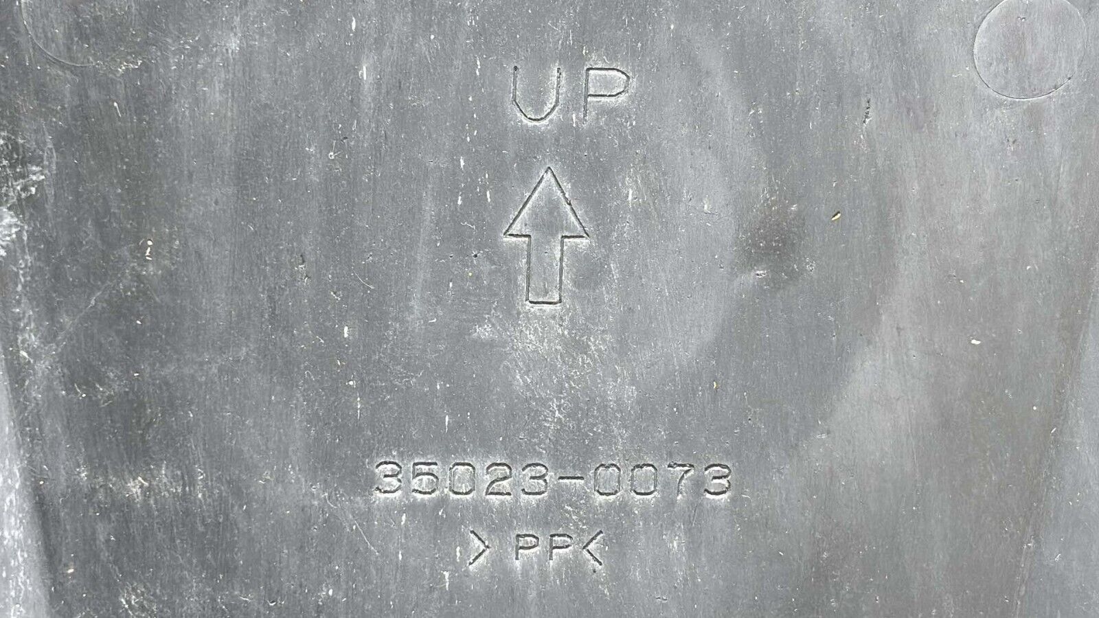 08-24 Kawasaki Vulcan 900 Vn900 Oem Rear Swingarm Suspension Arm, 33001-0226-18R