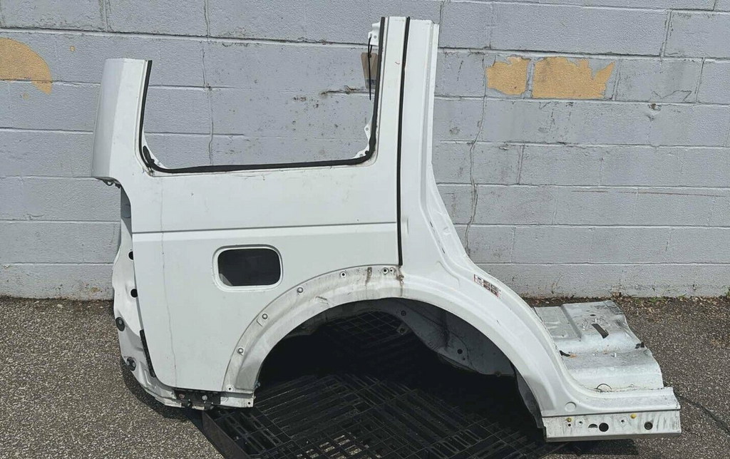 2000-2016 Land Rover Lr4 L319 3.0L Sport Right Pass Rear Quarter Panel Body