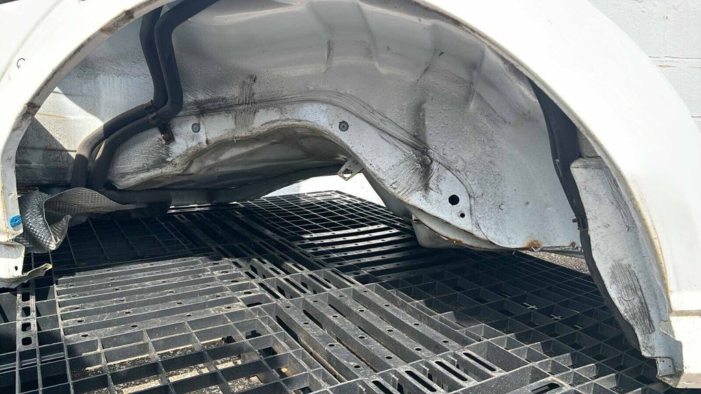 2000-2016 Land Rover Lr4 L319 3.0L Sport Right Pass Rear Quarter Panel Body