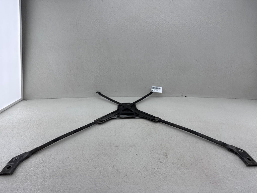 02-05 Ford Thunderbird Oem X Brace Small Under Body Oem