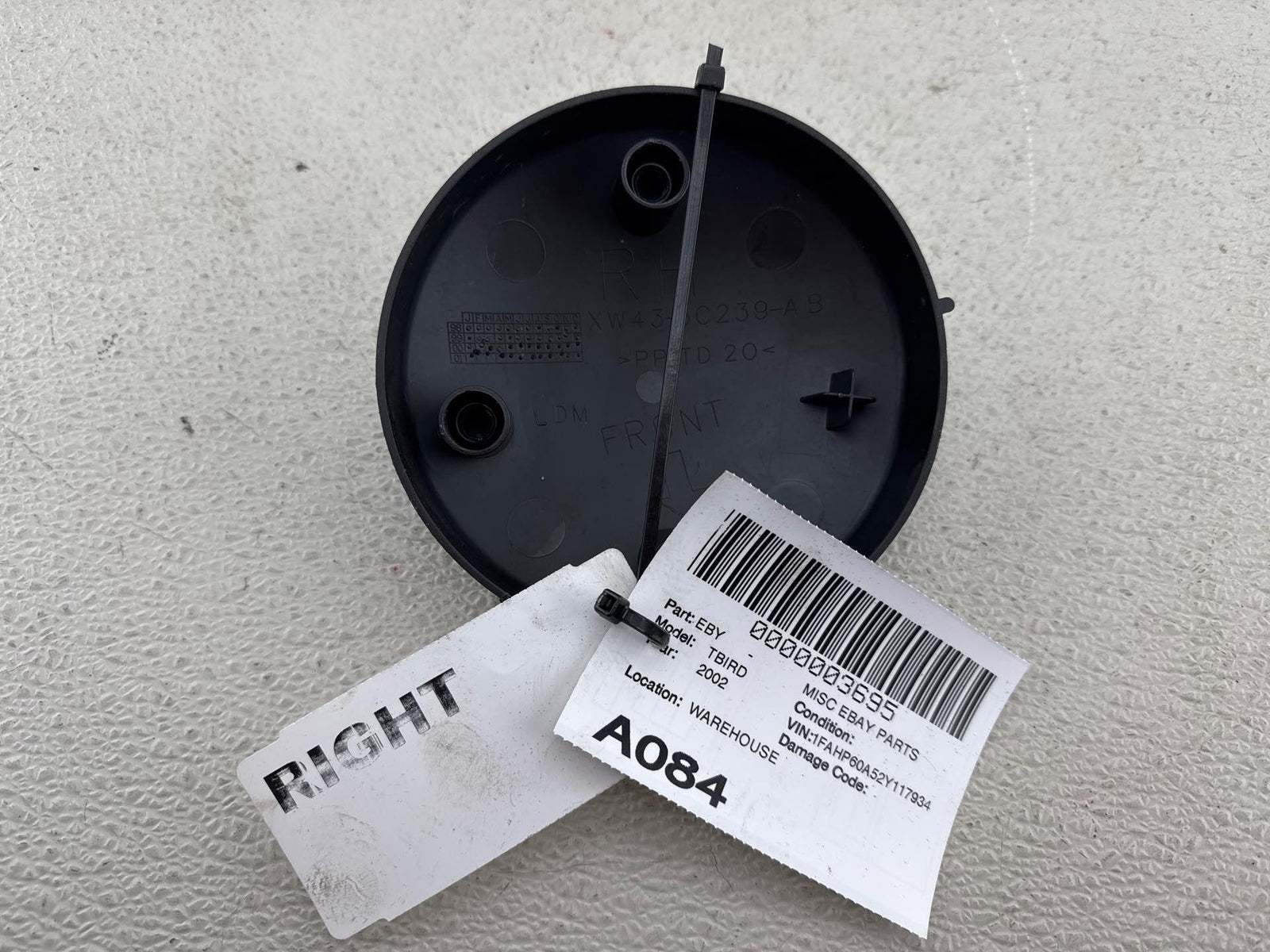 02-05 Ford Thunderbird Right Front Strut Tower Bolt Cover Cap Lid Xw43-3C239-Ab