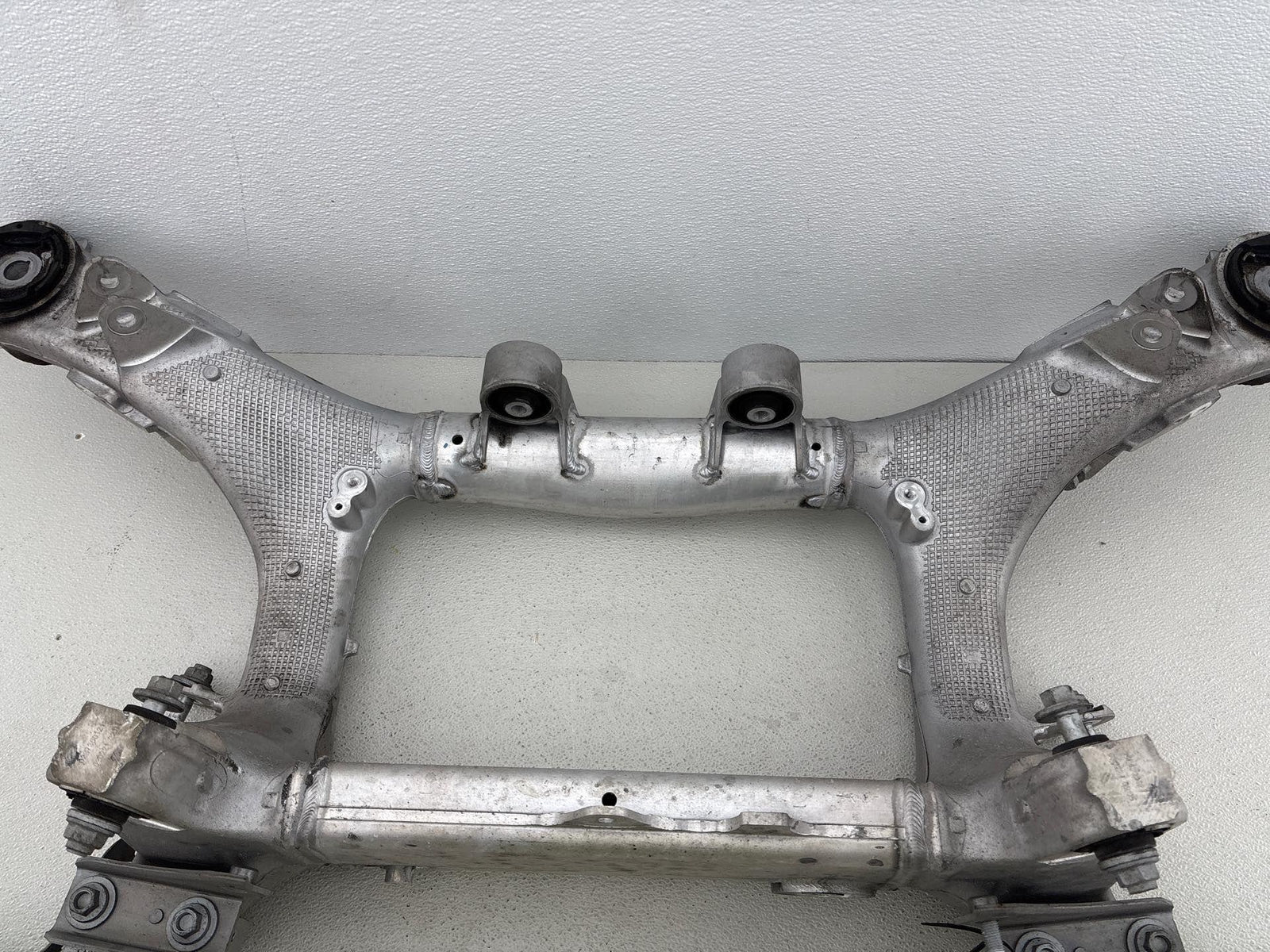 19-23 Bmw X5 Rear Axle Subframe Suspension Carrier Crossmember Oem 6894149