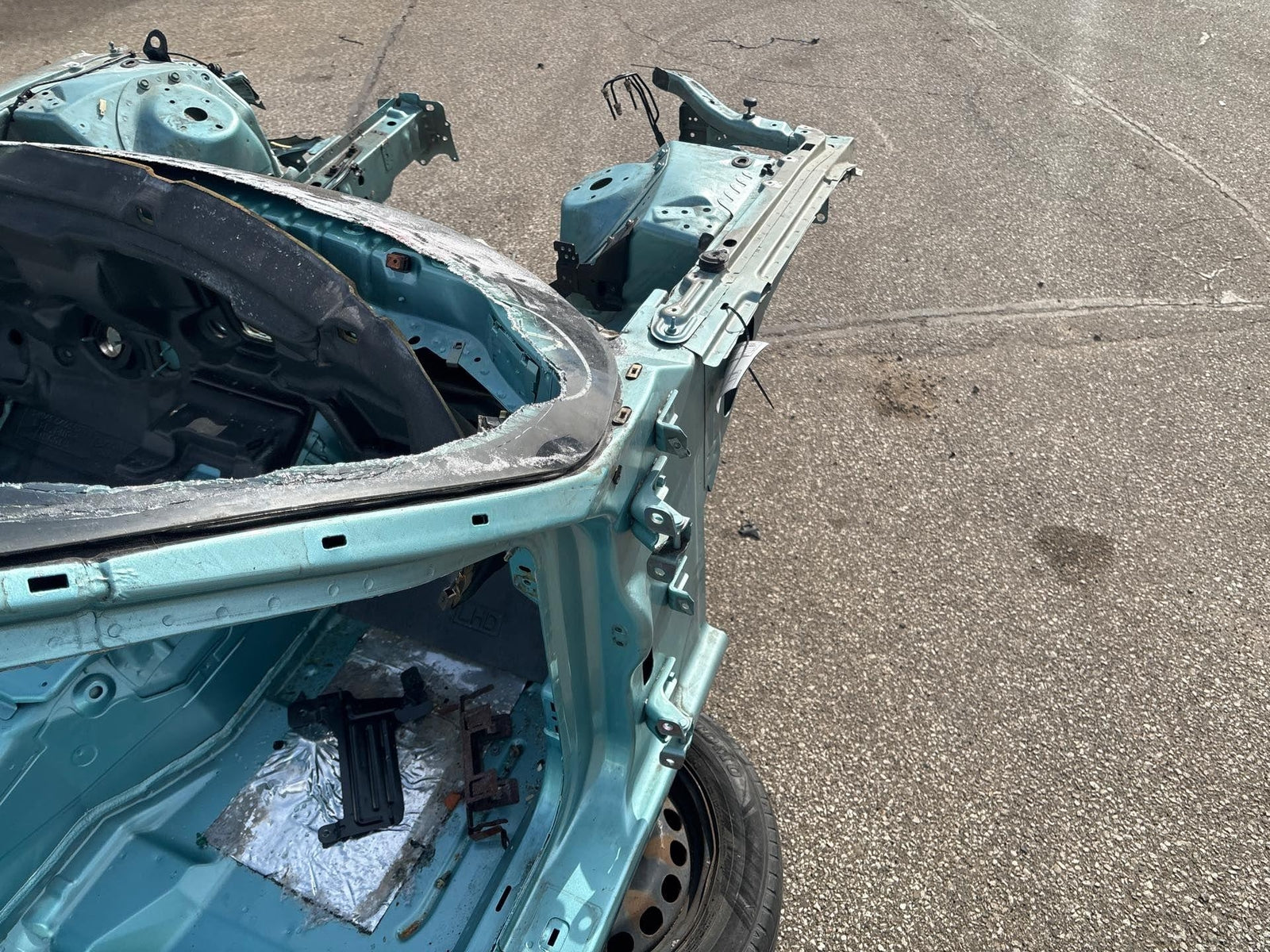 2000 - 2005 Ford Thunderbird Front Frame Front Apron-A Pillar Front Rh Passenger