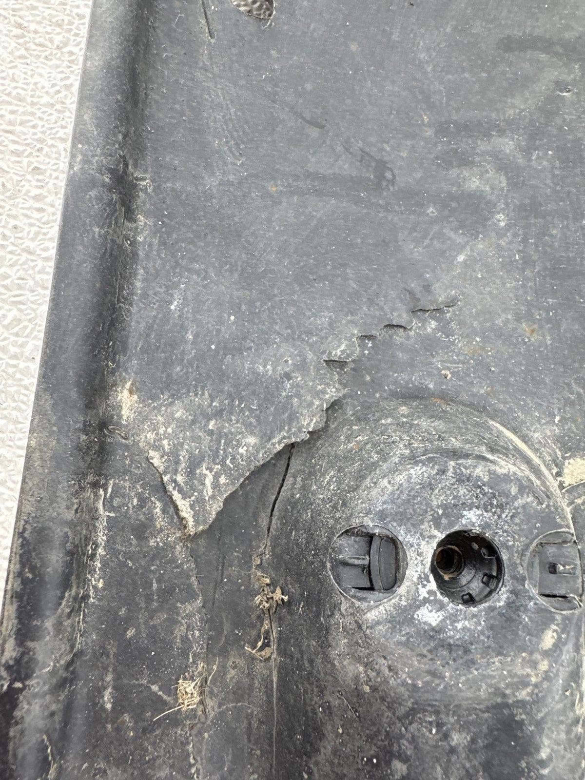 15-20 Volkswagen Golf Gti Rear Left Underbody Trim Cover 5Q0825271A