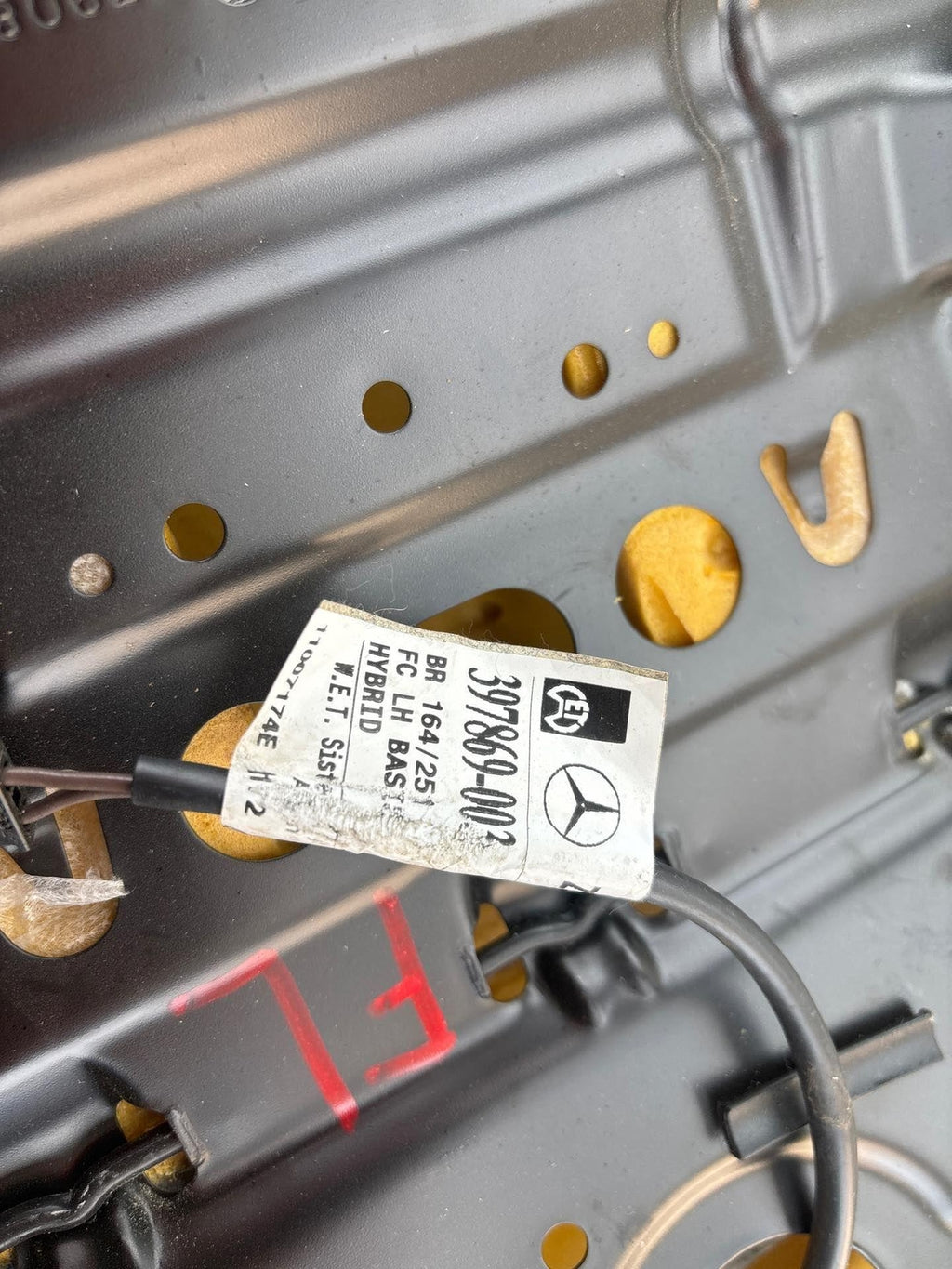 07-12 Mercedes Gl Class Front Left Side Bottom Lower Seat Cushion