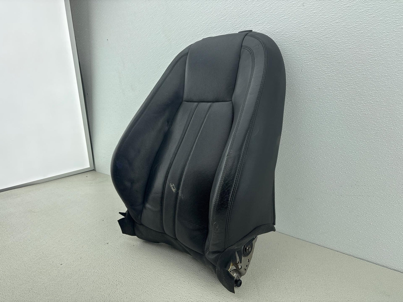 12-19 Land Rover Discovery Sport Hse Front Lh Driver Seat Upper Backrest Cushion