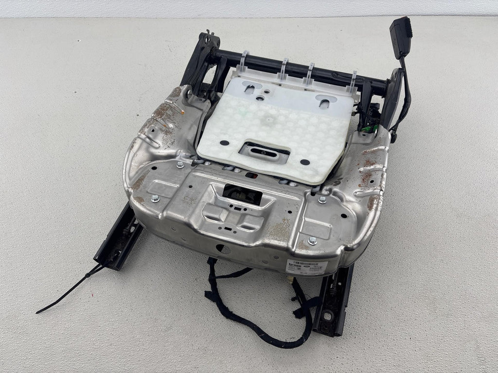 15-17 Land Rover Discovery Sport L550 Front Right Passenger Seat Track W/ Motors
