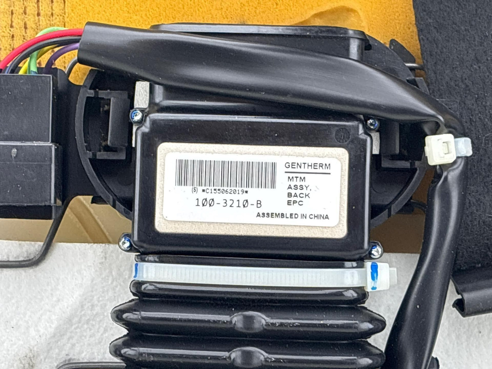 12-19 Land Rover Discovery Sport Hse Front Lh Driver Seat Upper Backrest Cushion