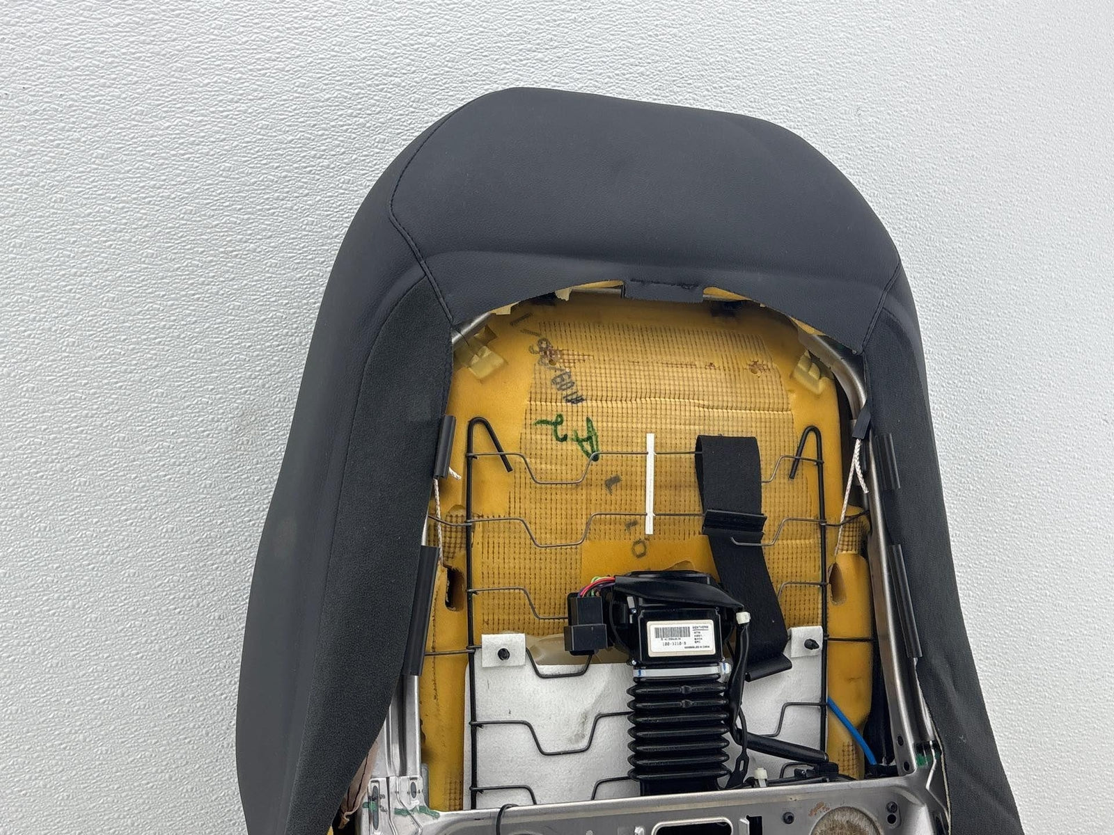 12-19 Land Rover Discovery Sport Hse Front Lh Driver Seat Upper Backrest Cushion