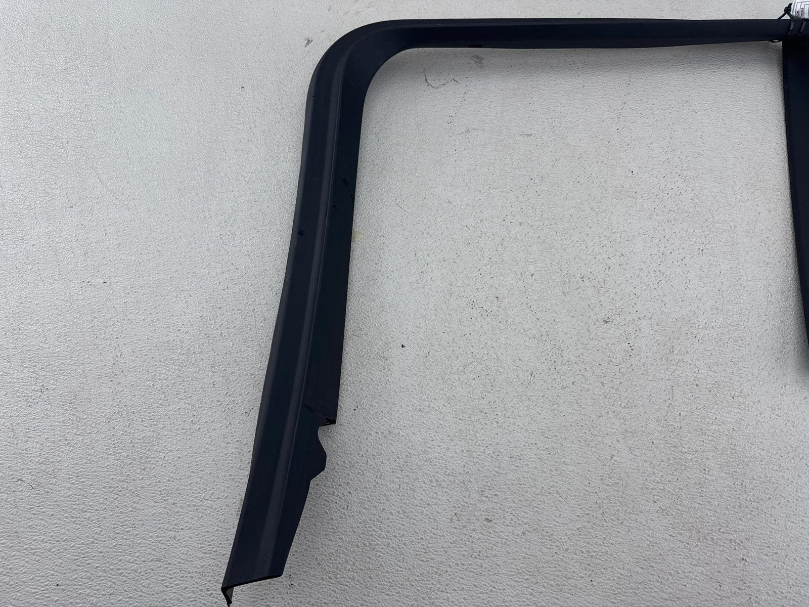 19-25 Bmw X5 G05 Rear Right Passenger Side Door Window Frame Trim Panel Oem Rh