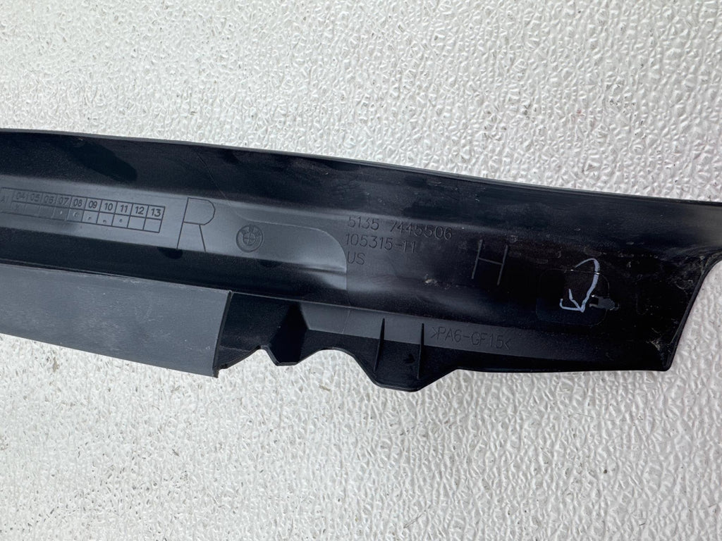 19-25 Bmw X5 G05 Rear Right Passenger Side Door Window Frame Trim Panel Oem Rh
