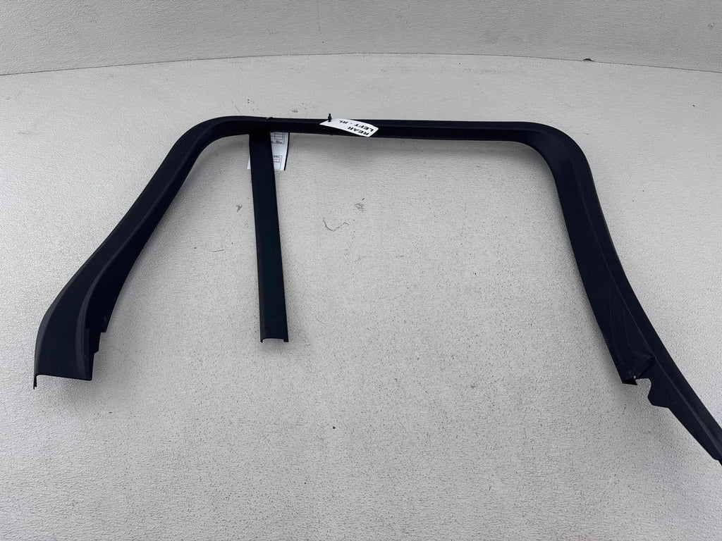 19-25 Bmw X5 Left Rear Door Upper Trim Panel  Assy Oem