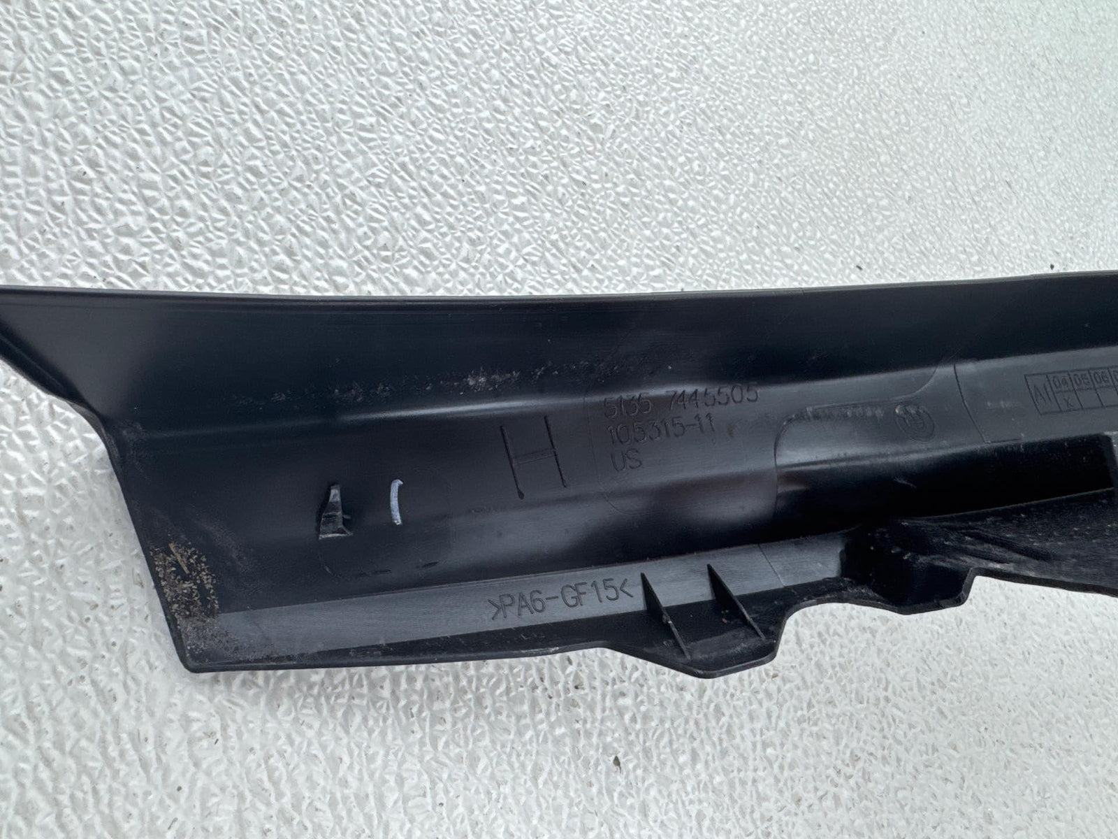 19-25 Bmw X5 Left Rear Door Upper Trim Panel  Assy Oem