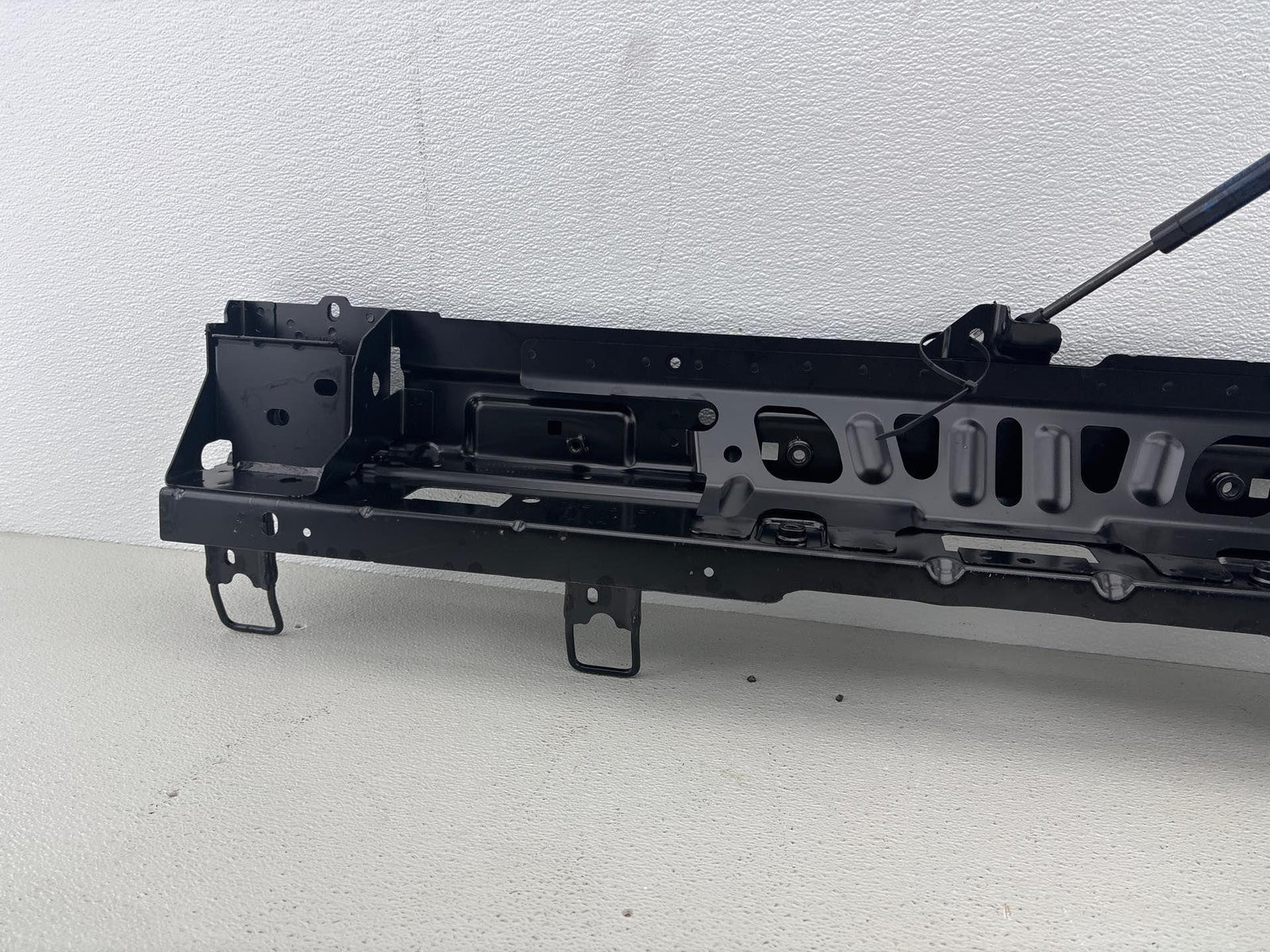 19-23 Bmw X5 G05 Fastening Handle Couches Isofix Back 7444988 Oem