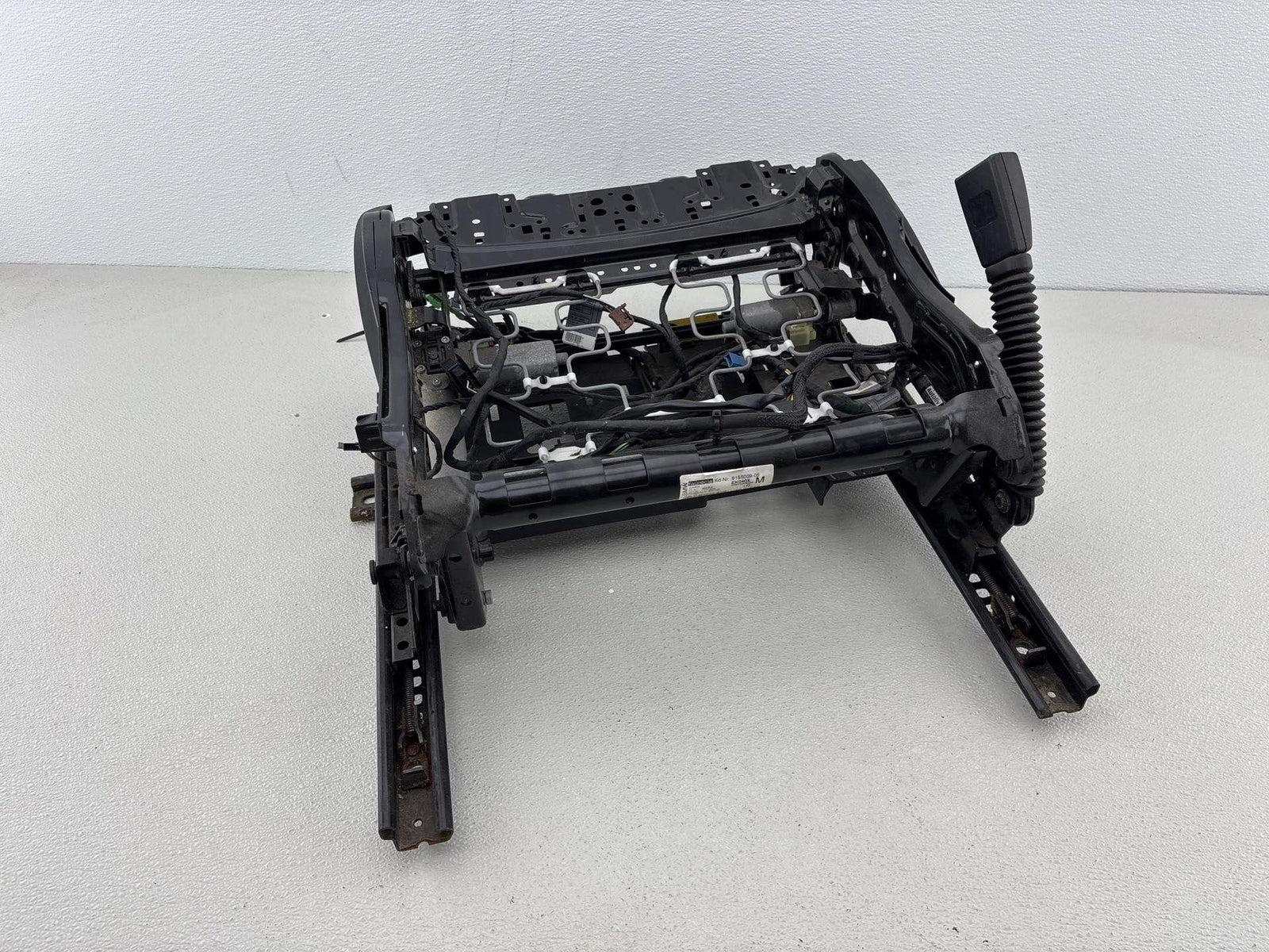 08-10 Bmw 353I Front Left Lower Seat Track Frame Rail Oem