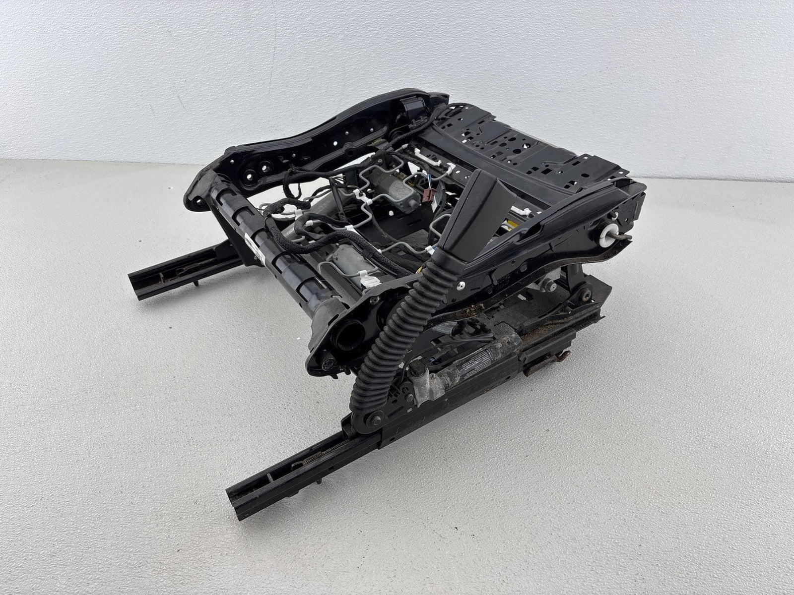 08-10 Bmw 353I Front Left Lower Seat Track Frame Rail Oem