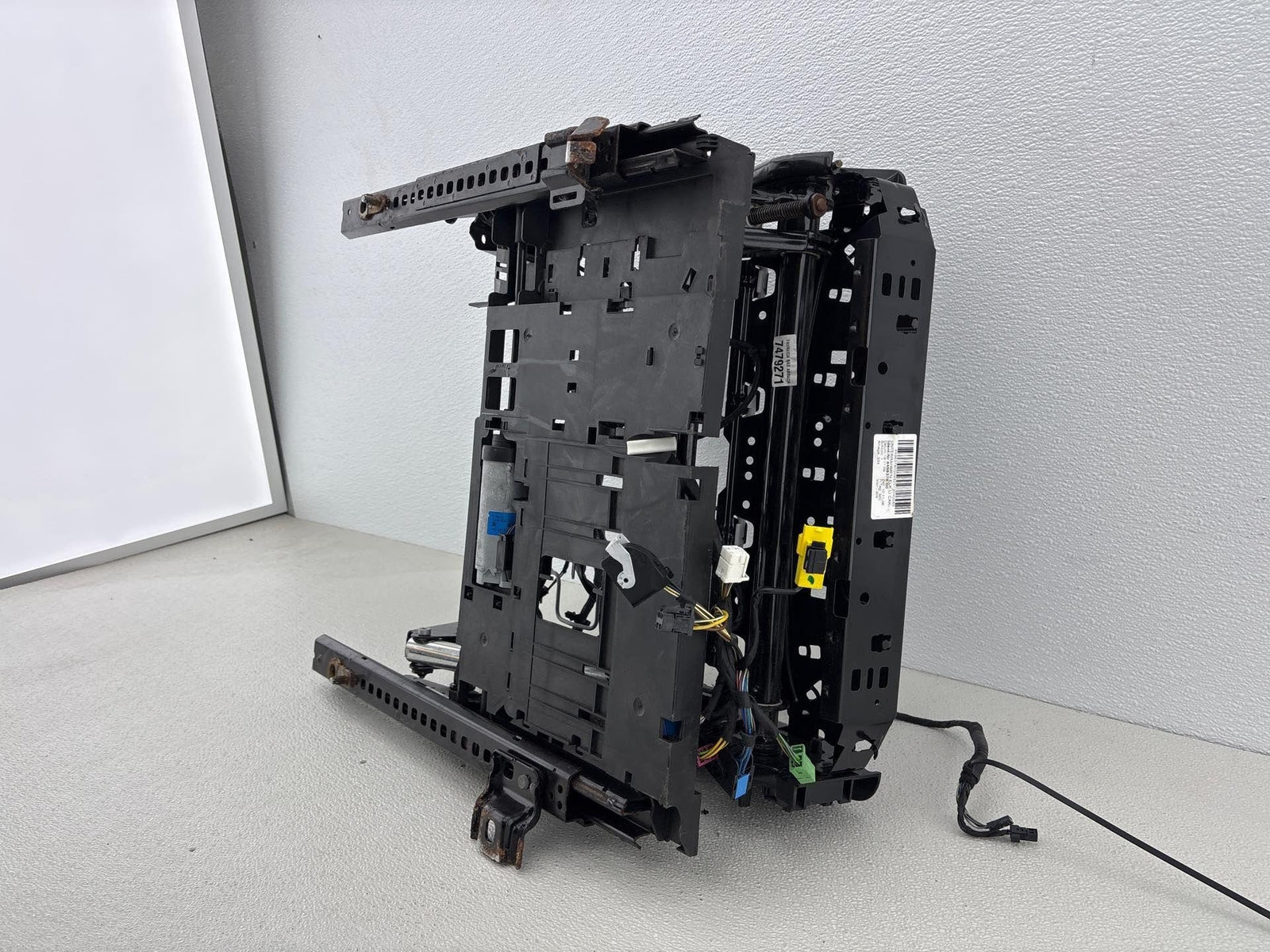 08-10 Bmw 353I Front Left Lower Seat Track Frame Rail Oem