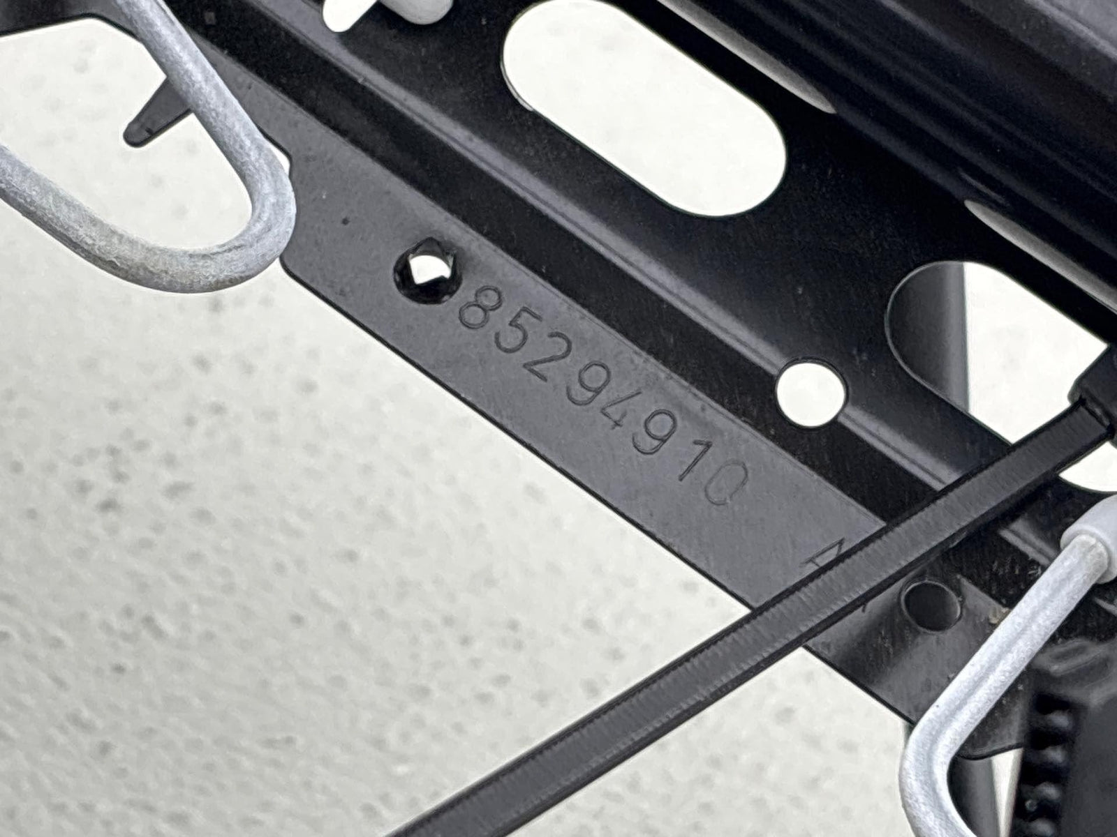 08-10 Bmw 353I Front Right Lower Seat Track Frame Rail Oem