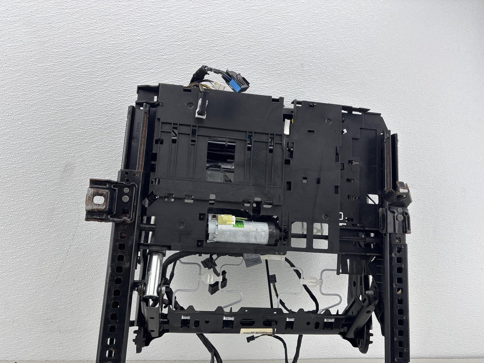 08-10 Bmw 353I Front Right Lower Seat Track Frame Rail Oem