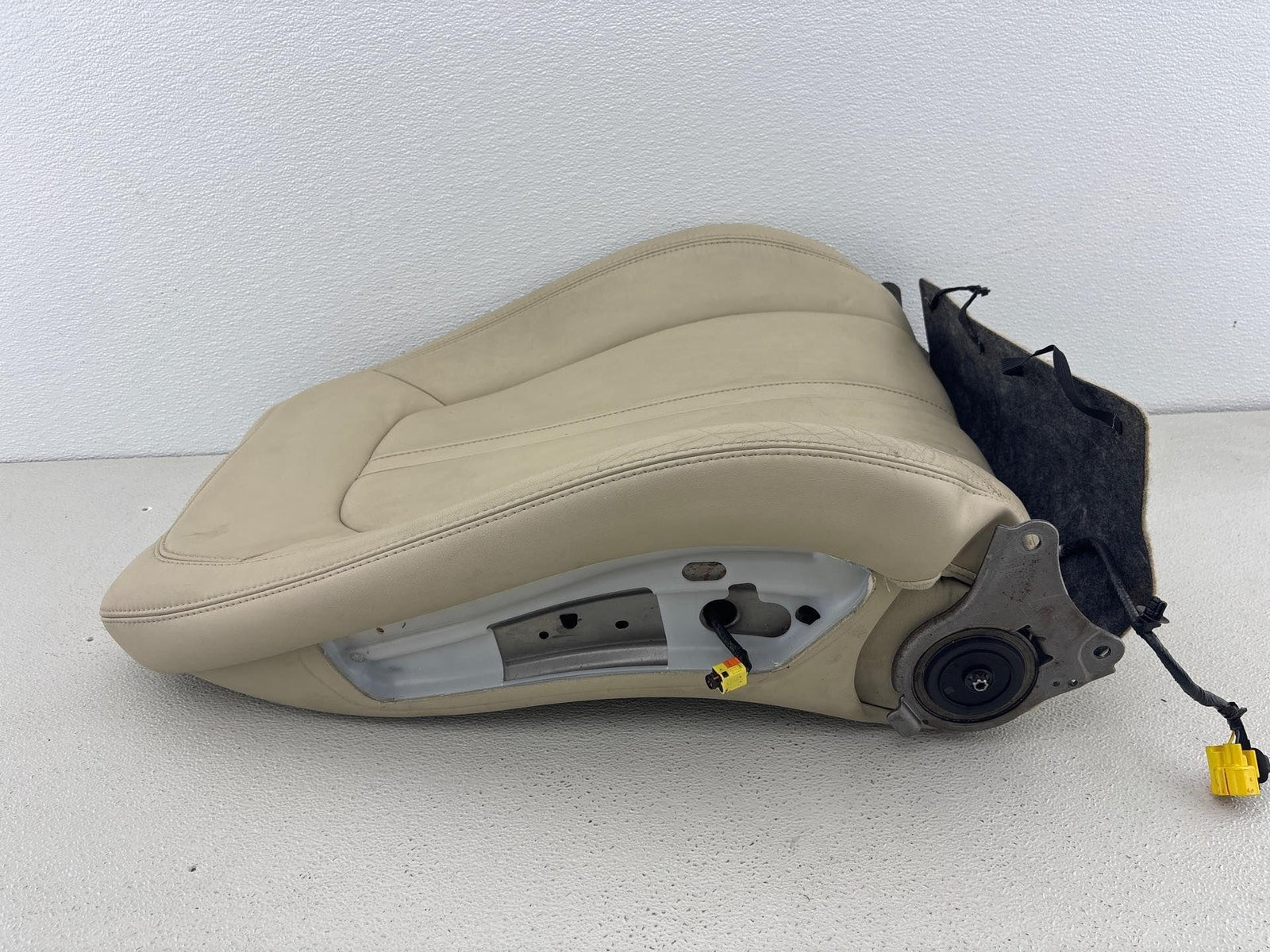 14-16 Lincoln Mkz Front Right Passenger Side Seat Backrest Red Stitch Oem