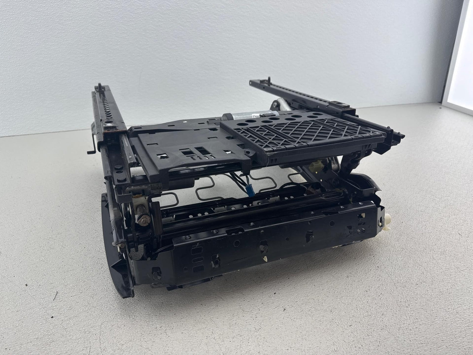 07-13 Bmw X5 E70 Front Right Passenger Side Seat Rail Track Frame 8342929 Oem