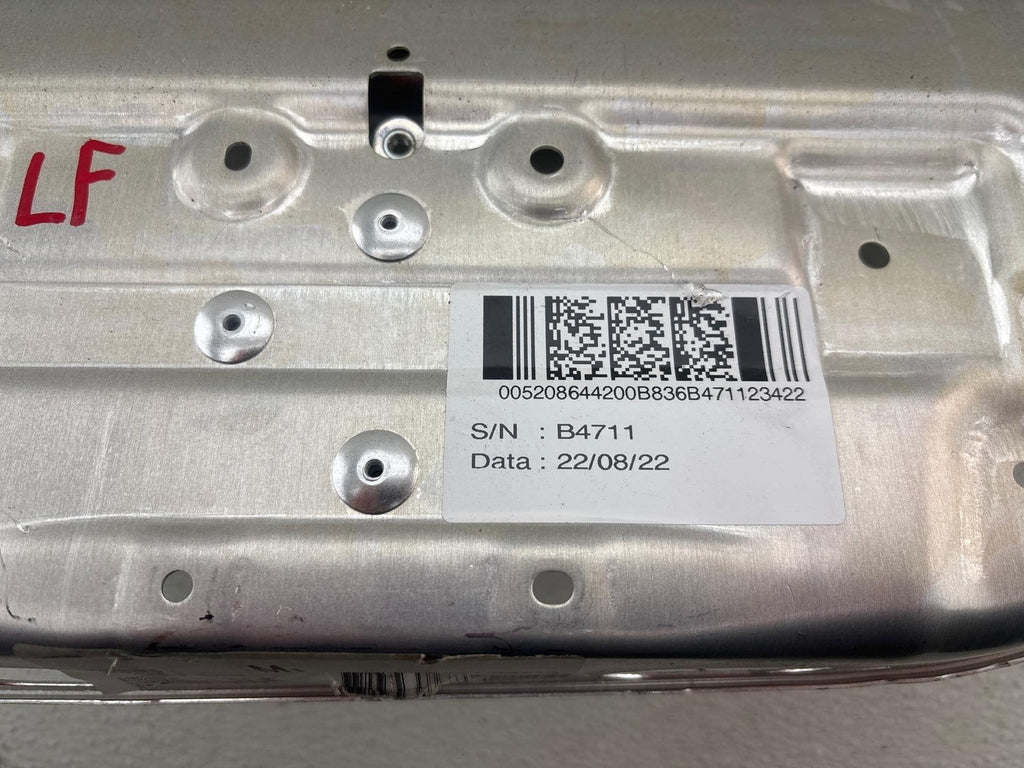 17-25 Alfa Romeo Giulia / Stelvio Front Left Side Seat Frame Track Oem