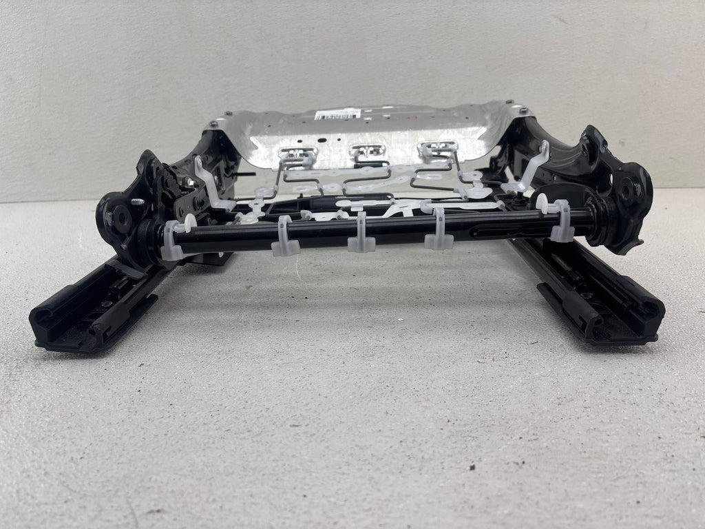 17-25 Alfa Romeo Giulia / Stelvio Front Left Side Seat Frame Track Oem