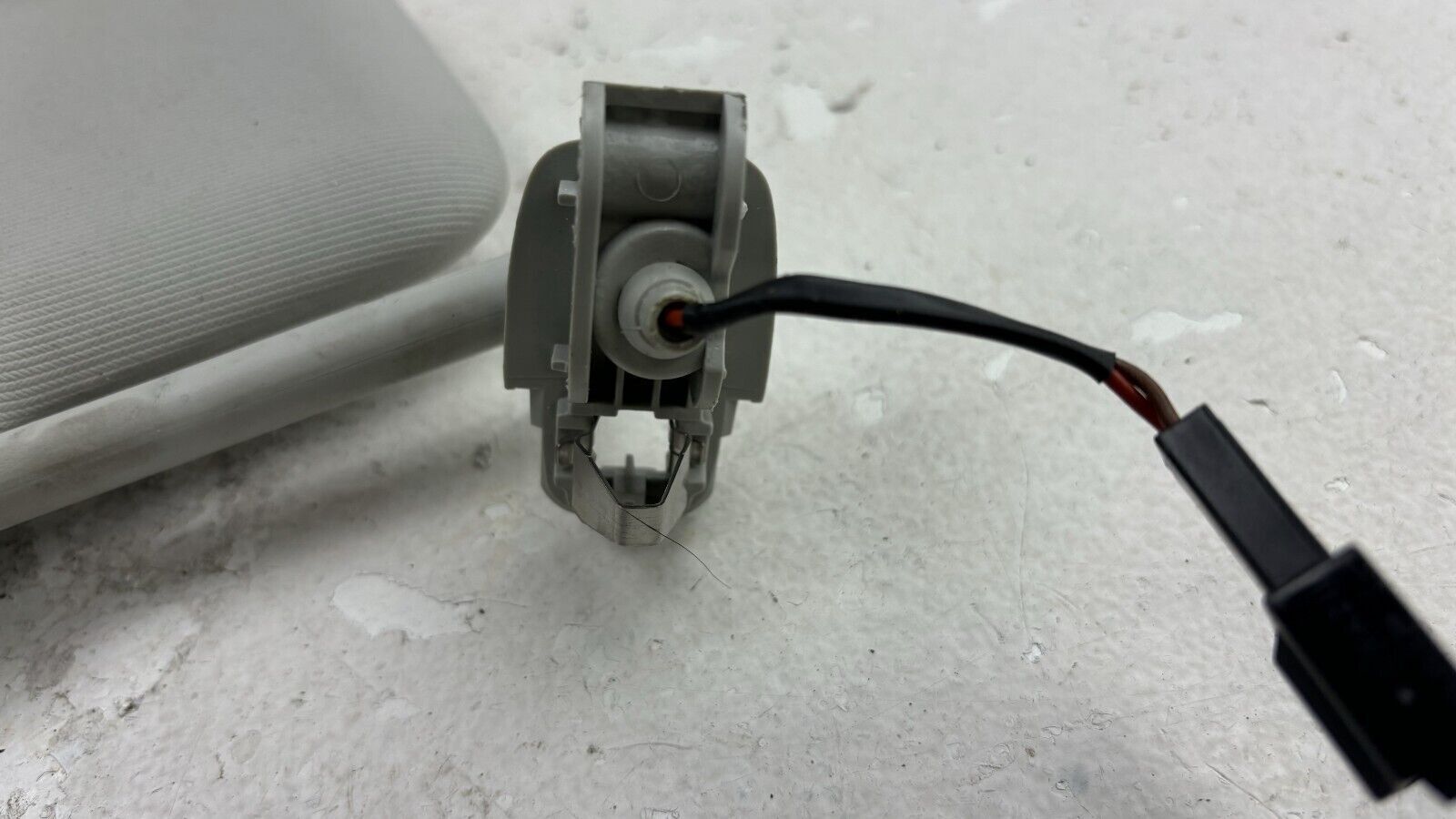 11 - 17 Volkswagen Passat Roof Right Side Sun Visor White 8H0010501 Genuine Oem