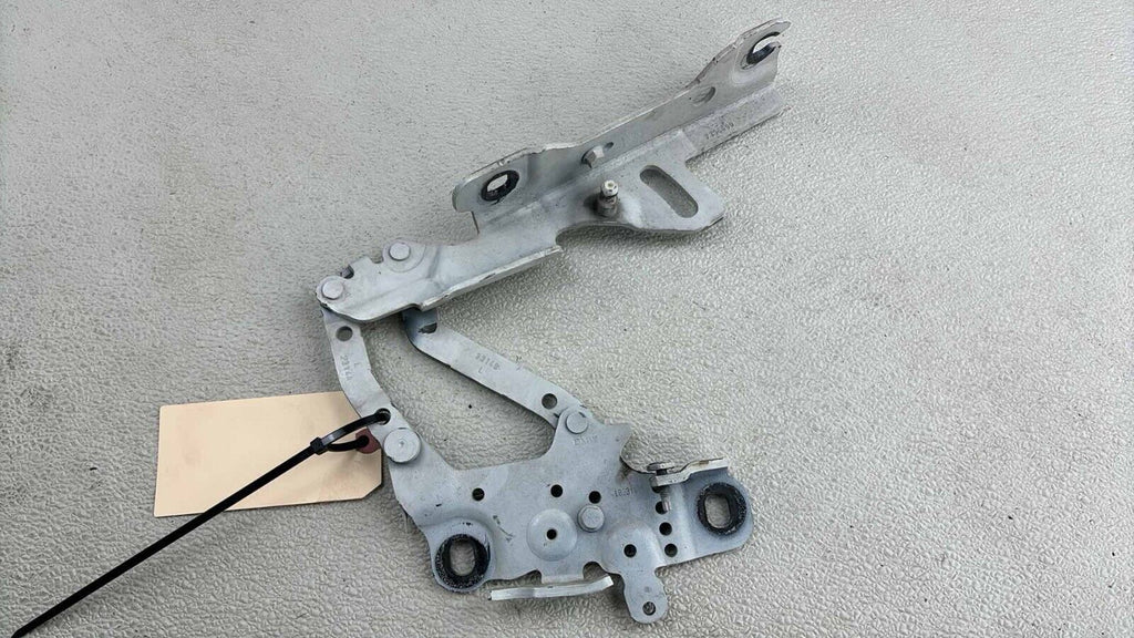 13-20 Bmw 320I 328I M4 F30 2.0L Front Left Side Hood Bonnet Hinge Support Oem