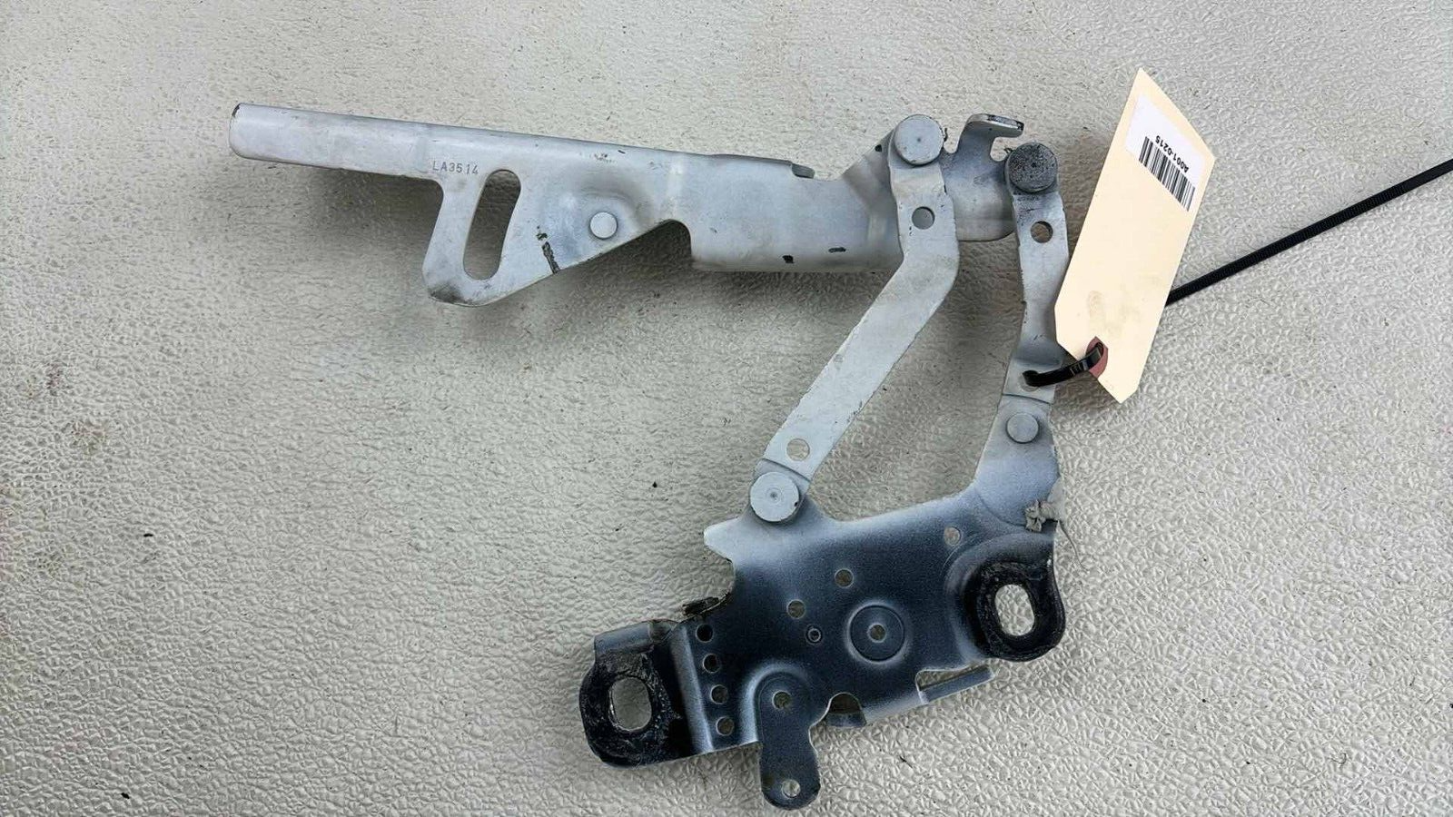 13-20 Bmw 320I 328I M4 F30 2.0L Front Left Side Hood Bonnet Hinge Support Oem