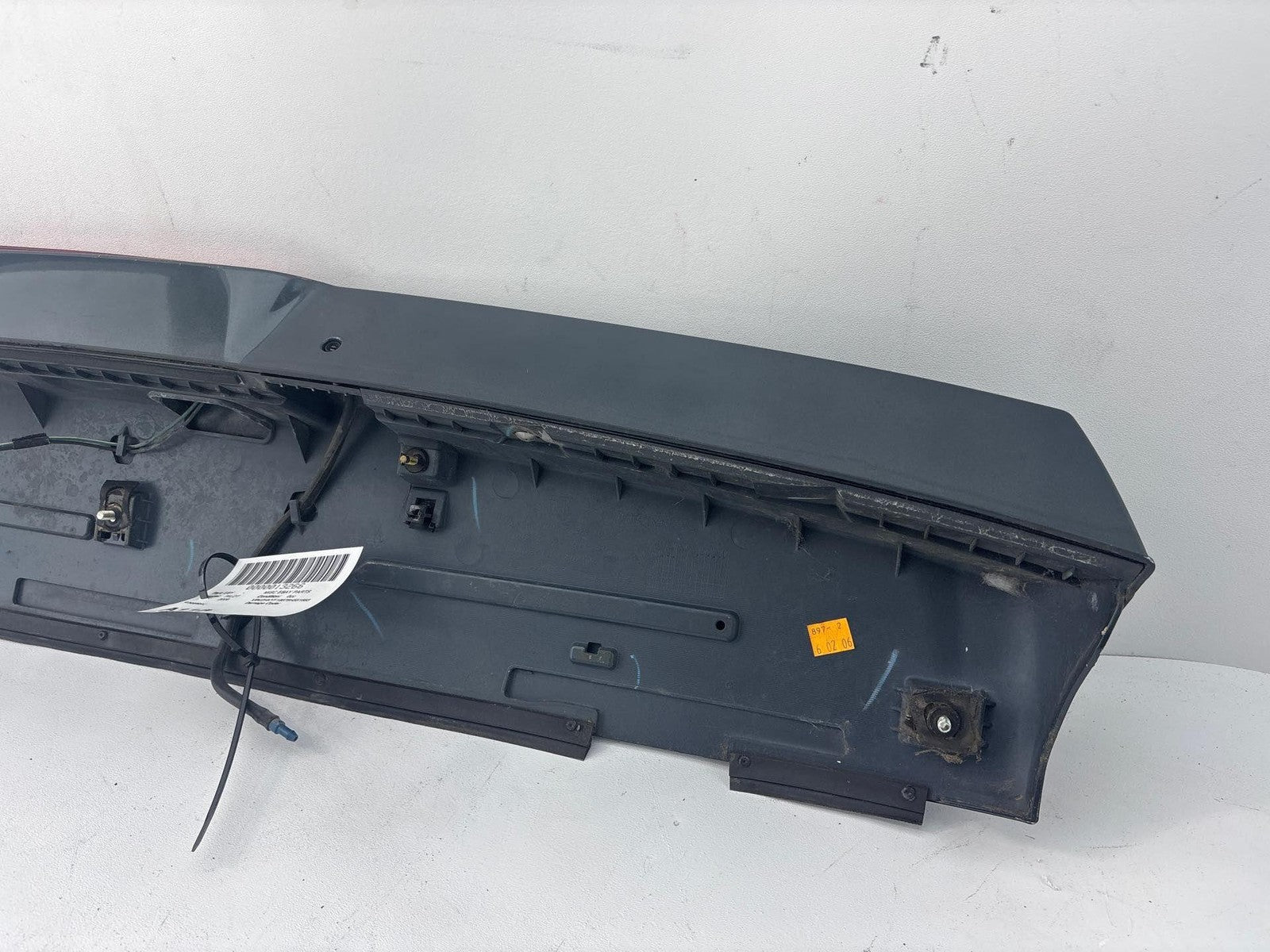 06-08 Honda Pilot Lift Gate Spoiler W/ Deck Trim Third Brake Light Oem