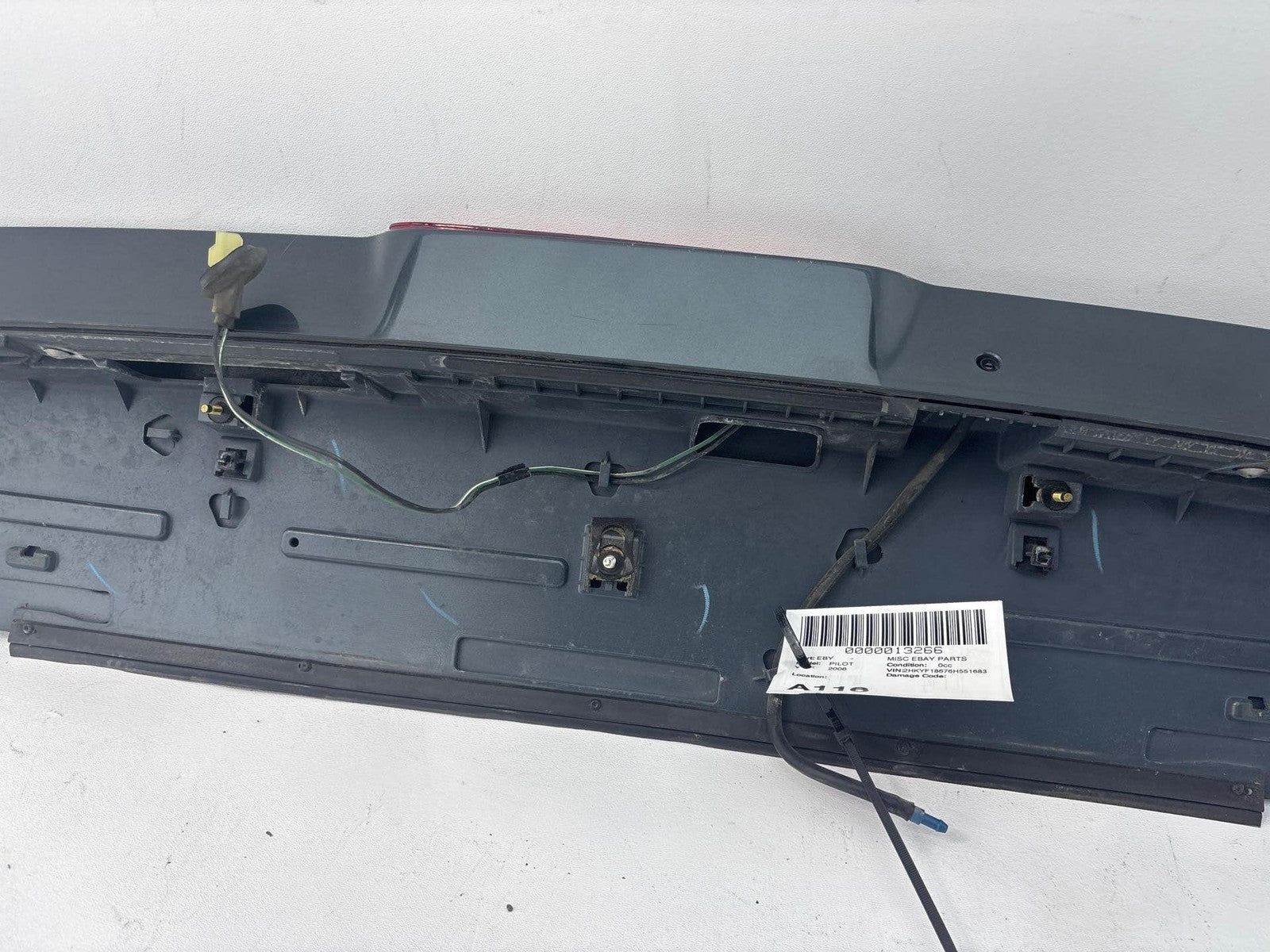 06-08 Honda Pilot Lift Gate Spoiler W/ Deck Trim Third Brake Light Oem