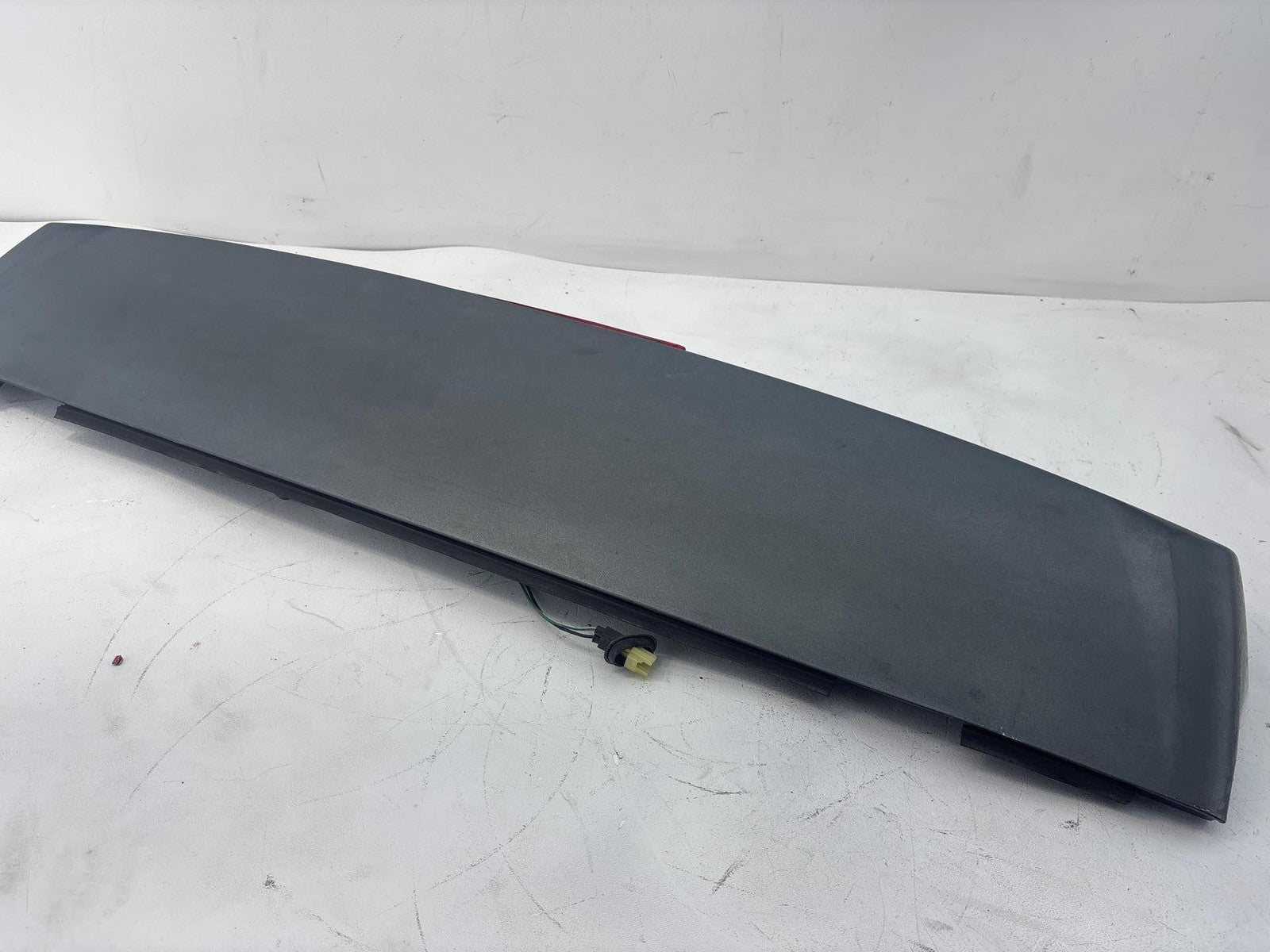 06-08 Honda Pilot Lift Gate Spoiler W/ Deck Trim Third Brake Light Oem