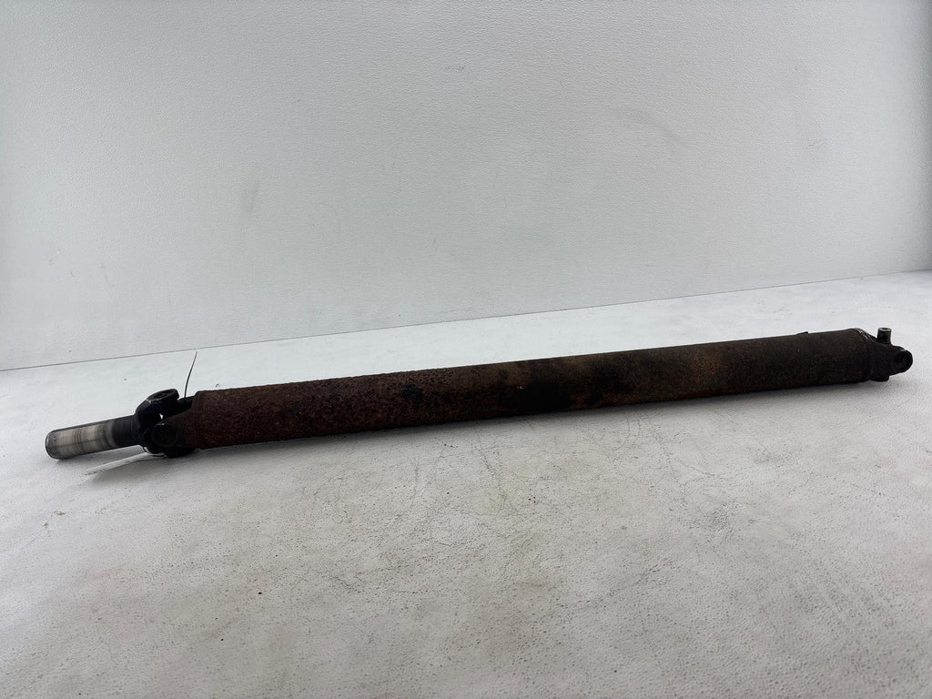 03 - 09 Hummer H2 6.0L Drive Shaft Driveshaft Front Oem