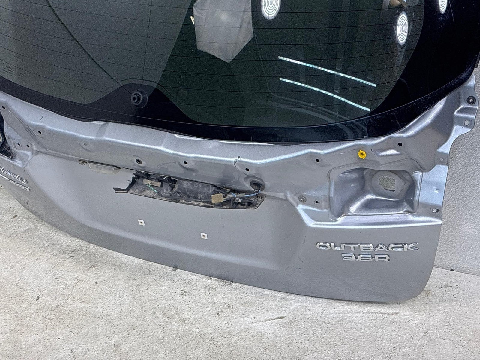 15-19 Subaru Outback Rear Trunk Liftgate Tailgate Hatch Lid Oem