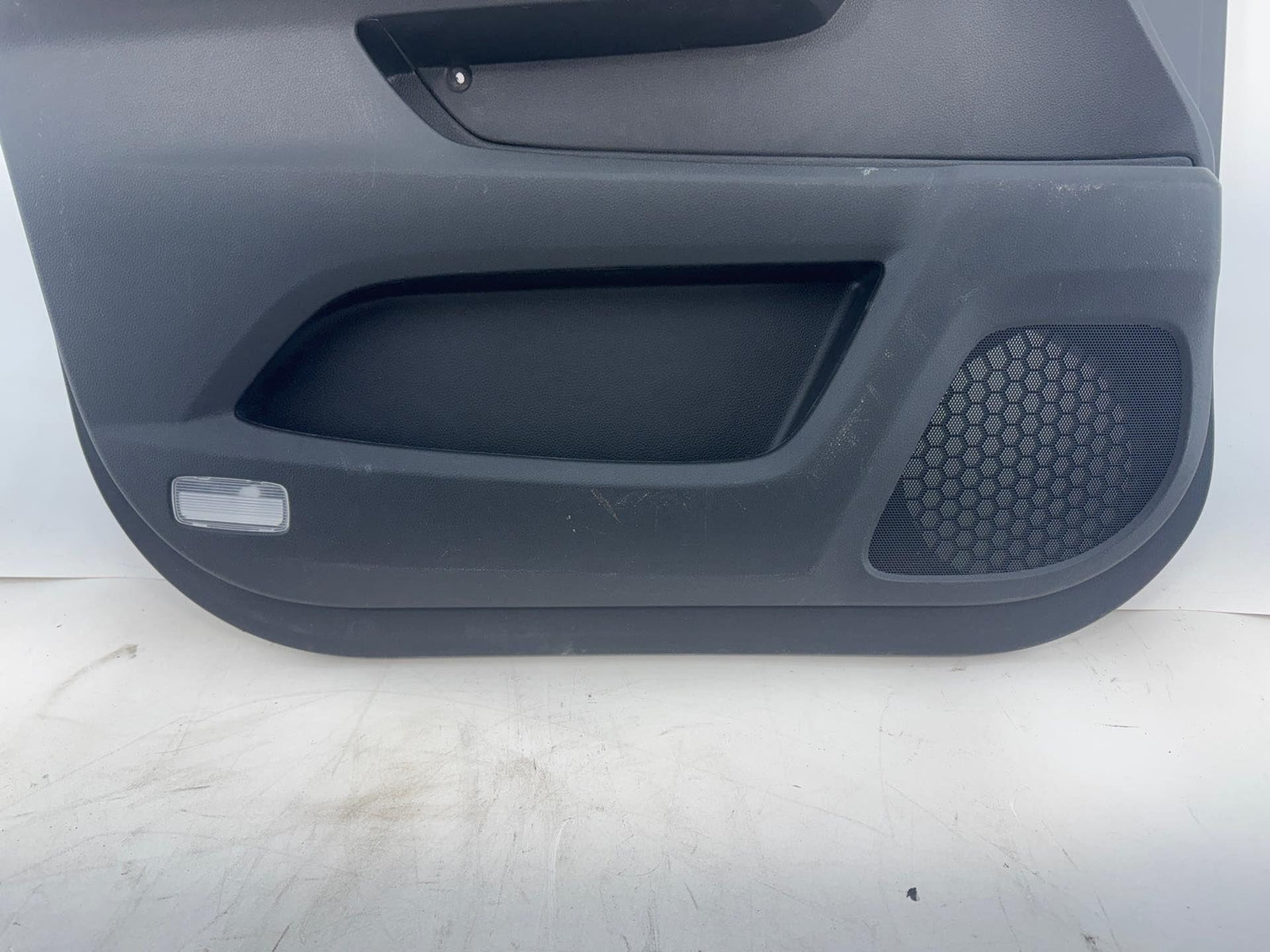 16-23 Honda Pilot/Passport Front Left Interior Door Panel Trim Cover Oem