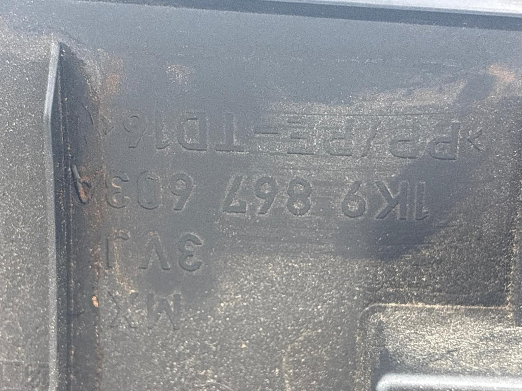 10-14 Vw Jetta Sportwagen Tailgate Trim Panel 1K9 867 603 A