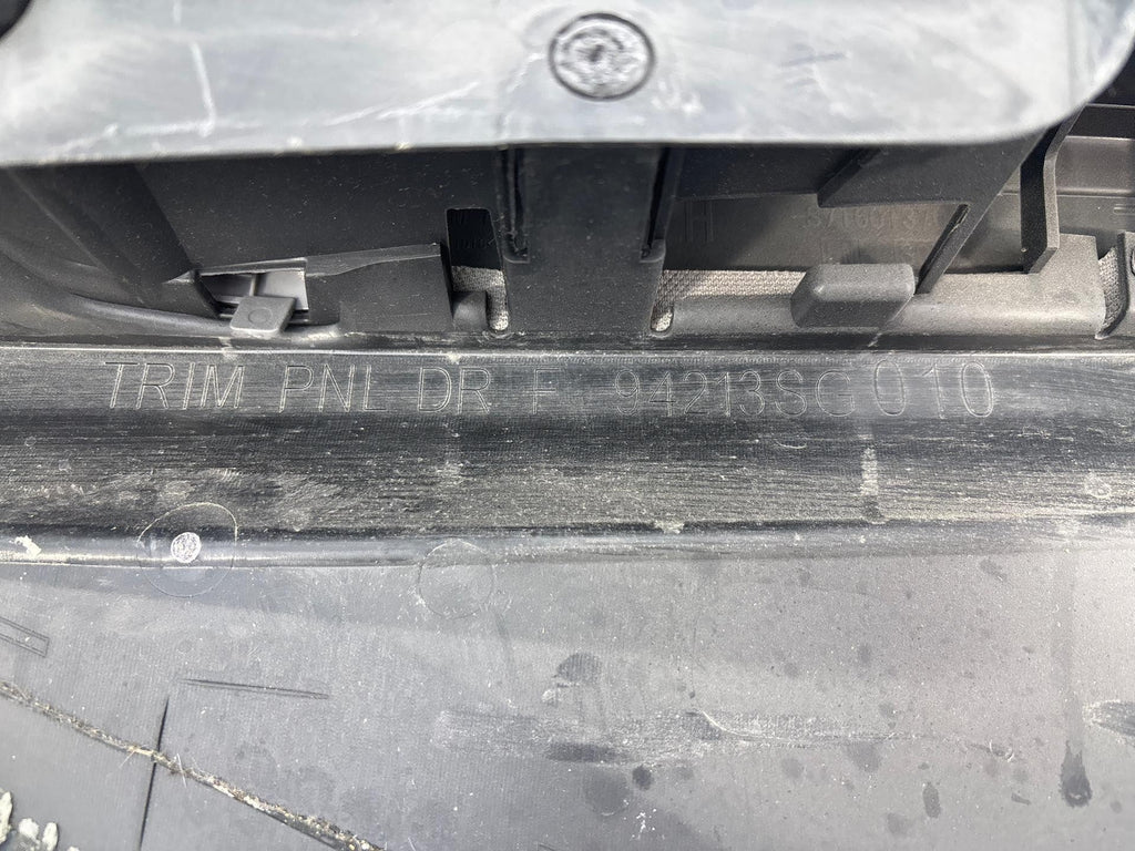 17-18 Subaru Forester Front Left Side Interior Door Trim Panel Black Oem