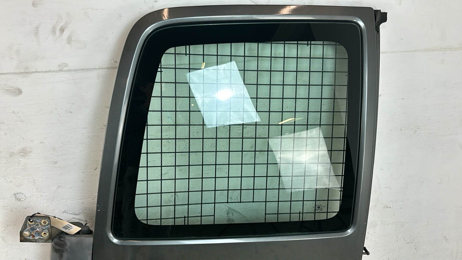 1996-2002 Chevrolet Express 3500 Gm Rear Driver Side Door With Hinges 12549265