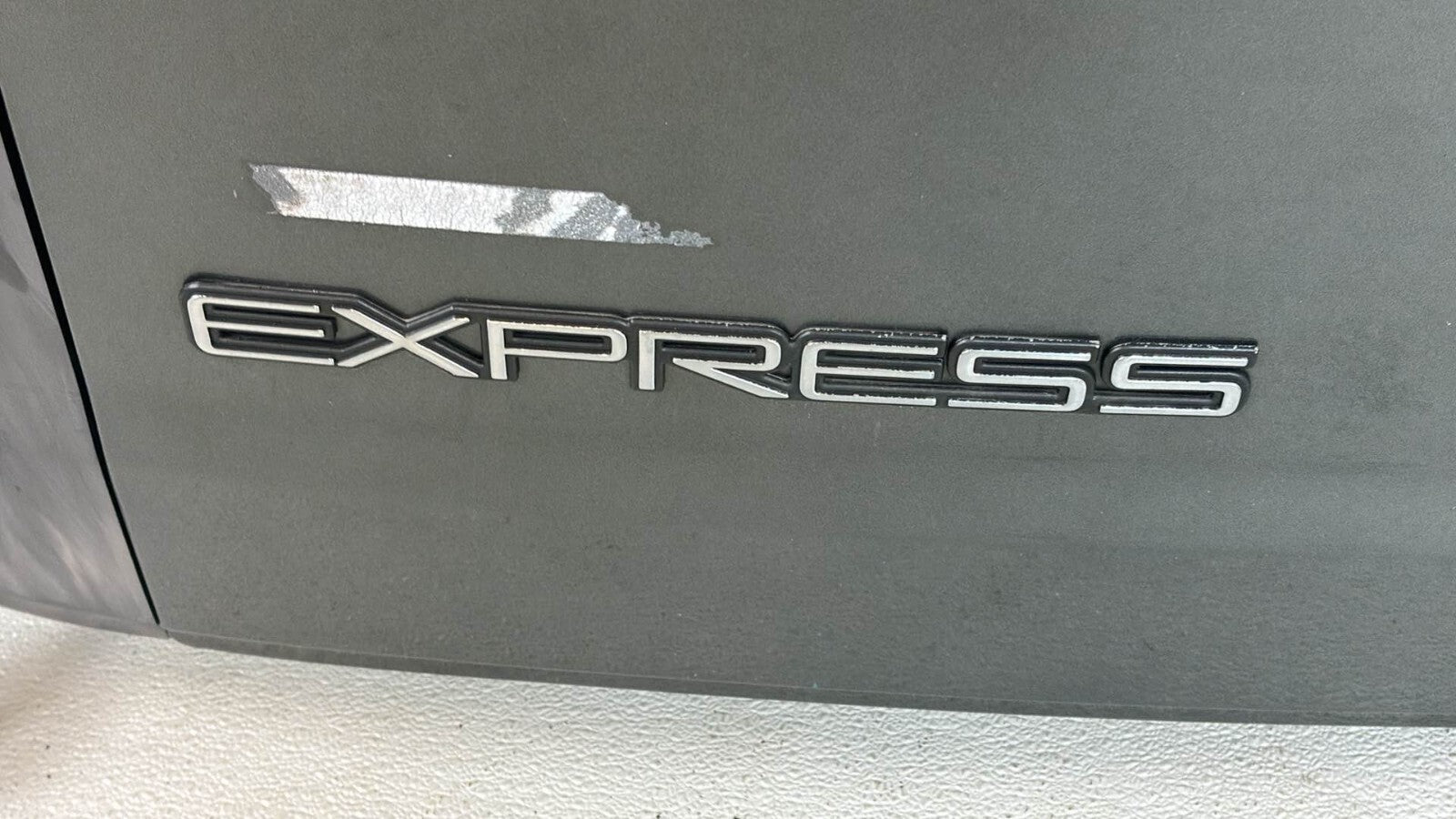 1996-2002 Chevrolet Express 3500 Gm Rear Driver Side Door With Hinges 12549265