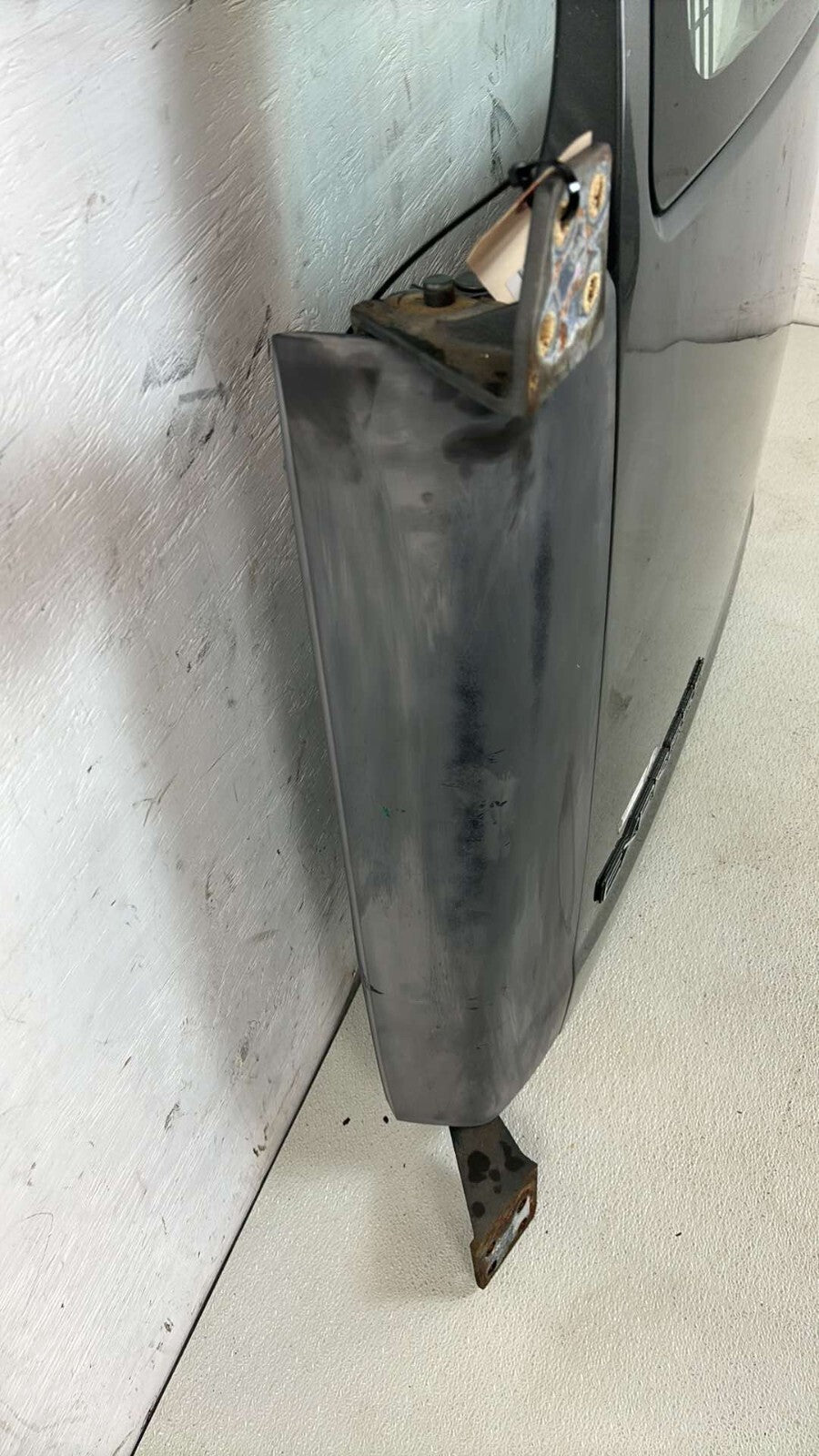 1996-2002 Chevrolet Express 3500 Gm Rear Driver Side Door With Hinges 12549265